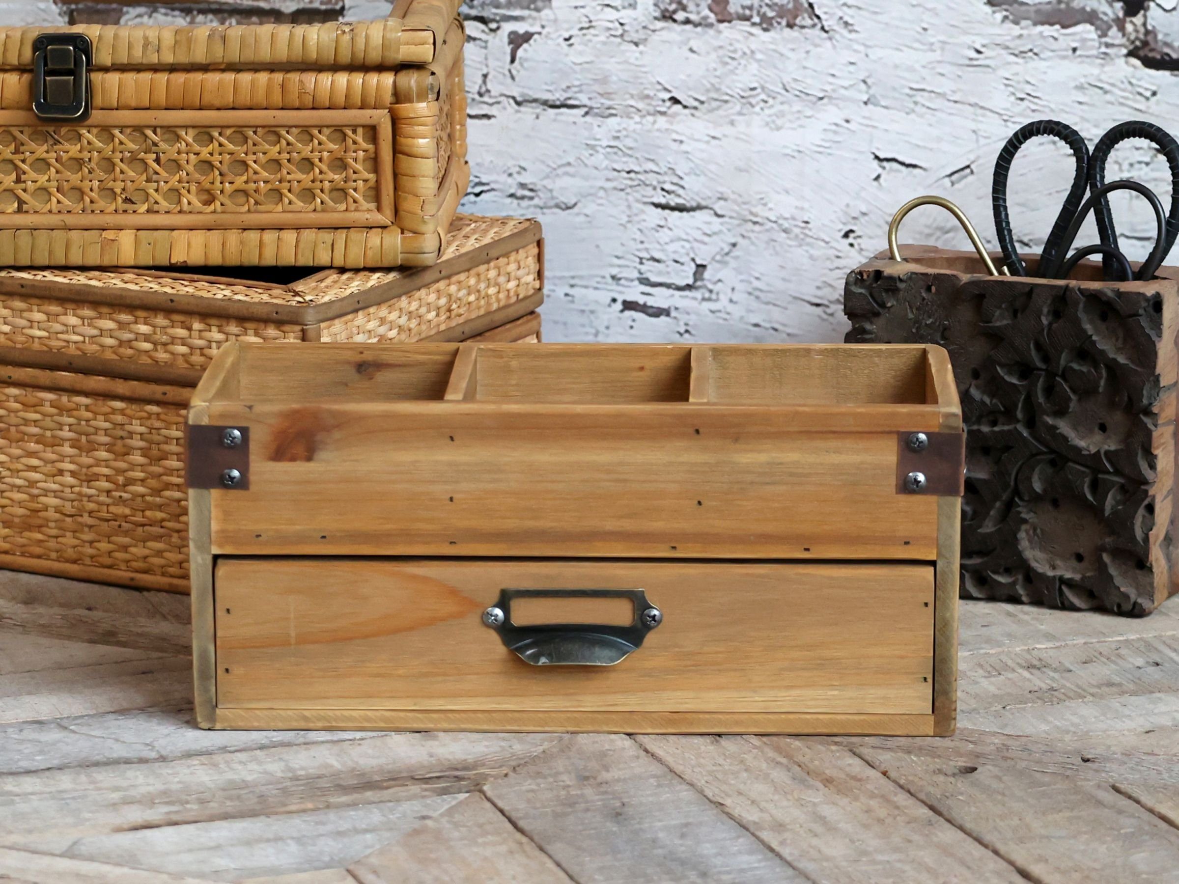 Chic Antique Holzkiste Kasten Schachtel Box Kiste Holz mit 3 Fächer 1 Schublade Chic Antique