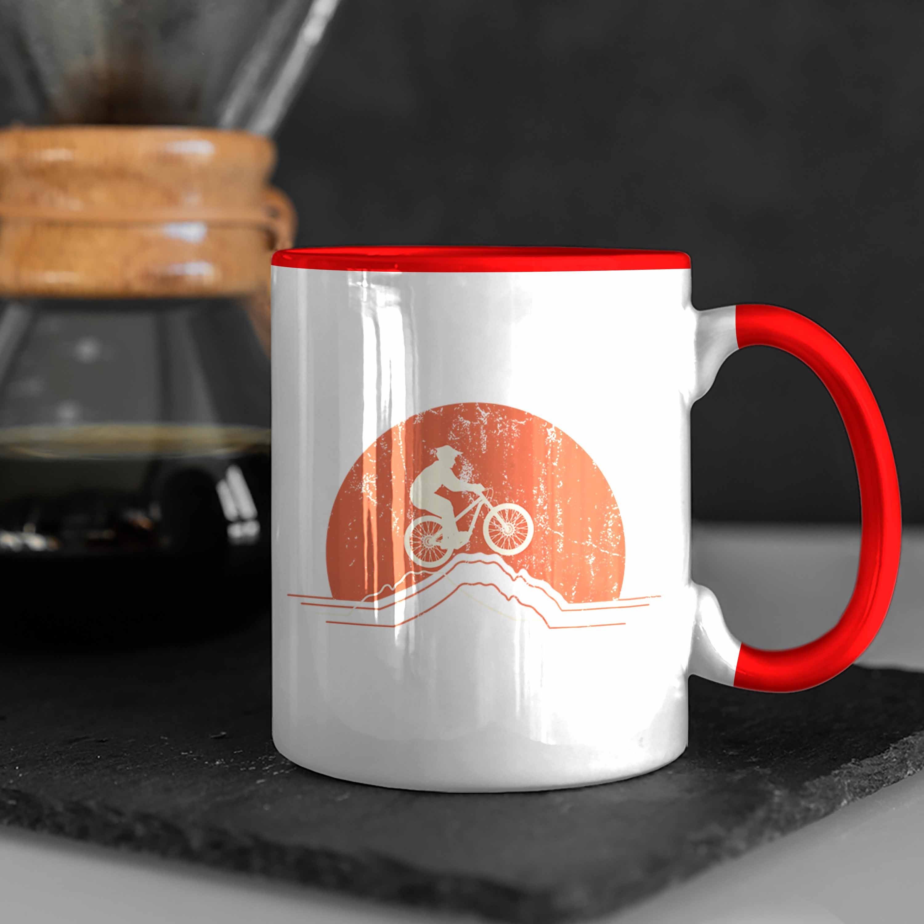 Männer Grafik Tasse MTB Trendation Kinder Kaffeetasse Geschenk Geschenkidee Trendation - Moutainbike Mountainbiker Accessories Tasse Rot Berge
