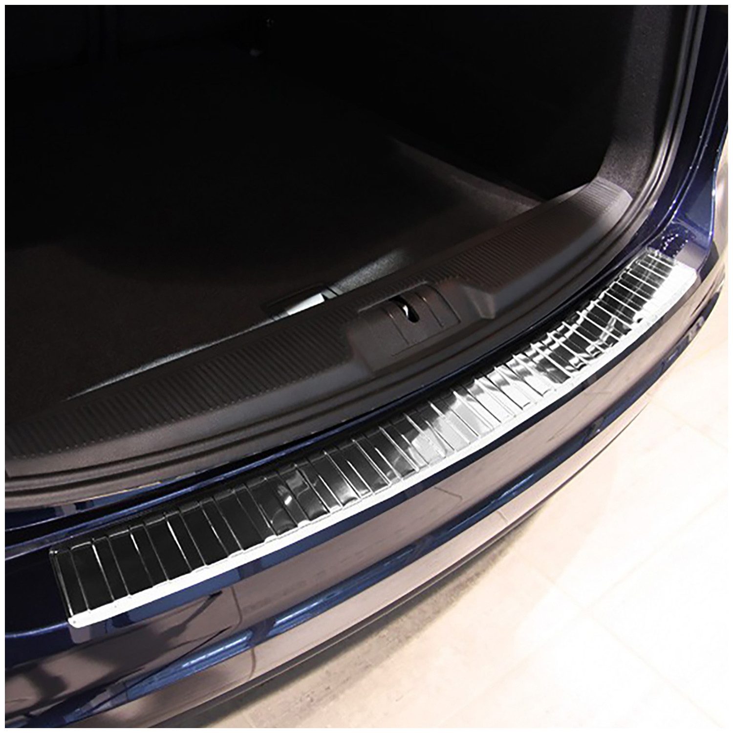 teileplus24 Ladekantenschutz 3229C V2A Edelstahl kompatibel mit VW Sharan 2 Seat Alhambra 2 7N