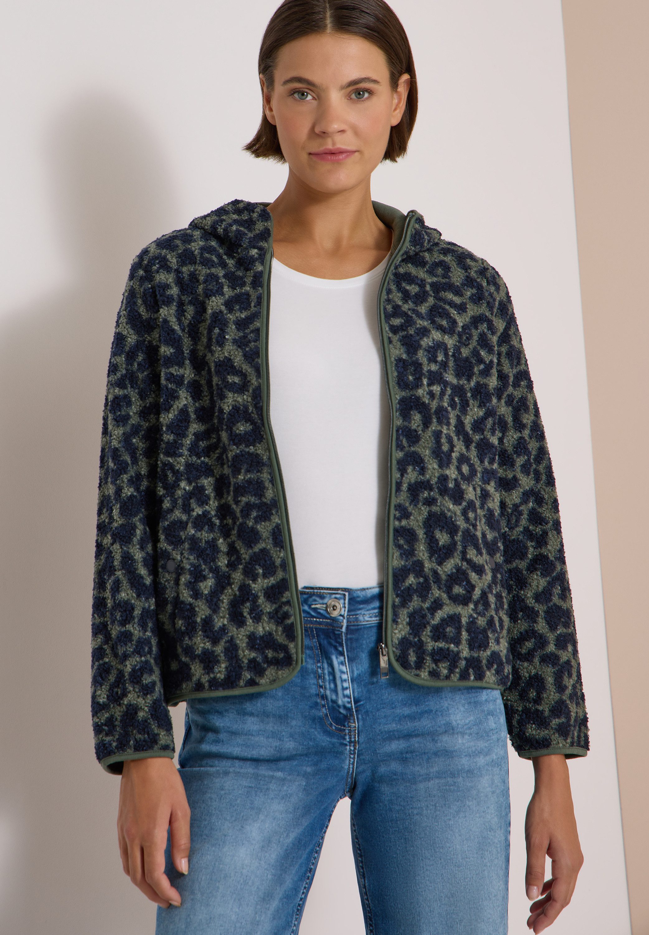 CECIL Kapuzenplüschjacke mit Kapuze, Animal Print