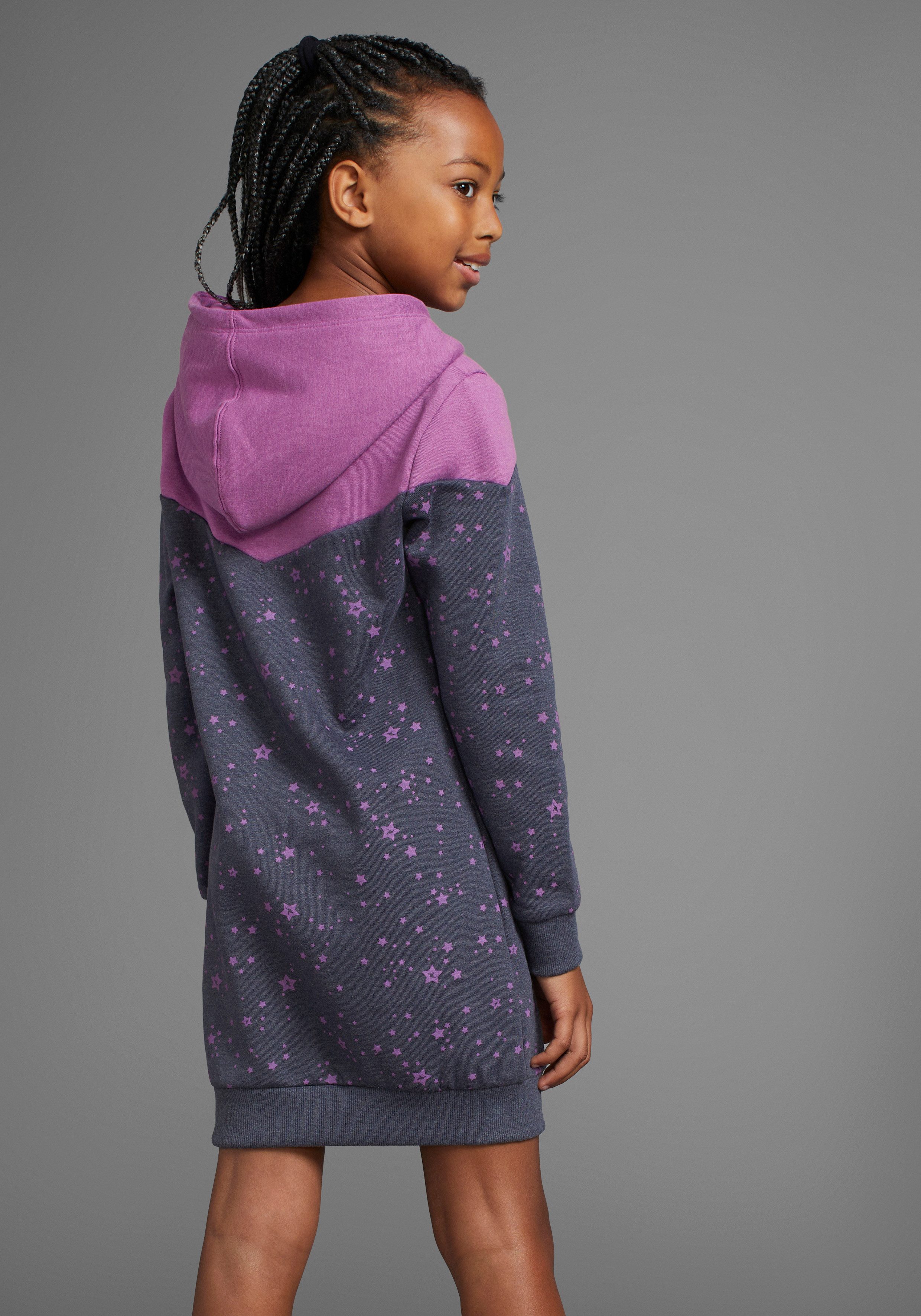 KangaROOS Sweatkleid mit süßem allover Druck, in Colorblocking-Design – Bild 2 von 5