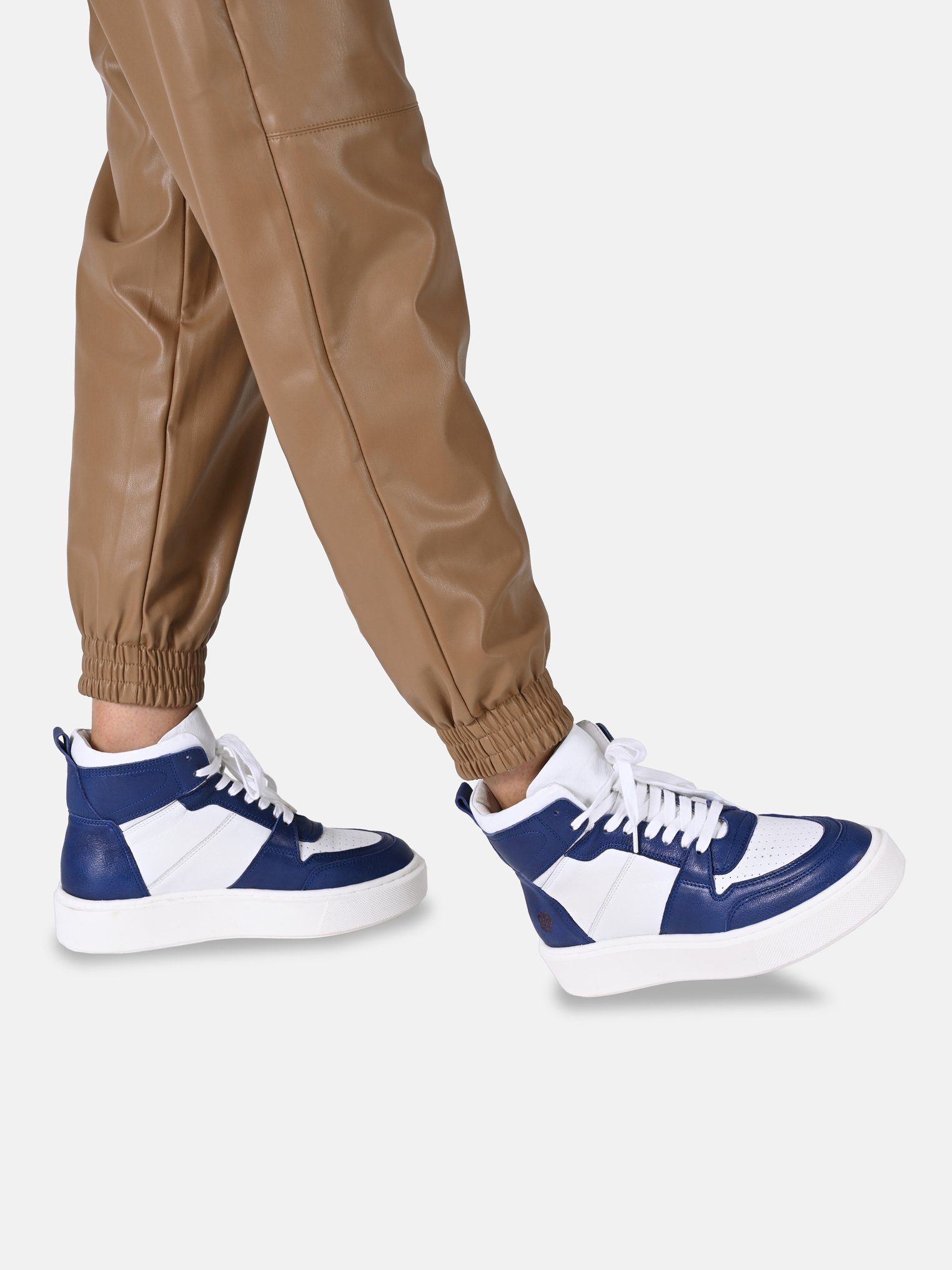 Apple of Eden SOFIA Sneaker
