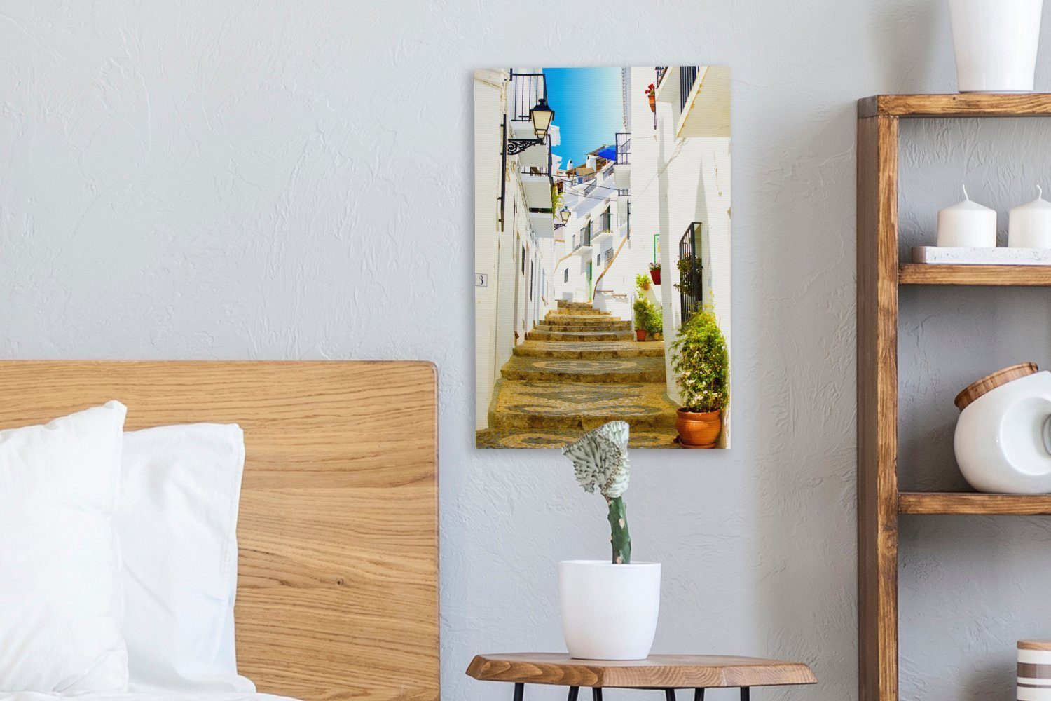 weißen Leinwandbild inkl. 20x30 in fertig Traditionelle Straße Gemälde, Leinwandbild Zackenaufhänger, (1 mit Spanien, bespannt Málaga, Fassaden cm OneMillionCanvasses® St),