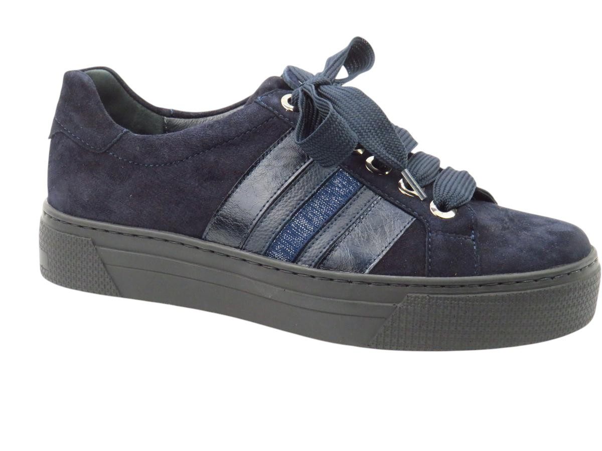 Alexa Sneaker