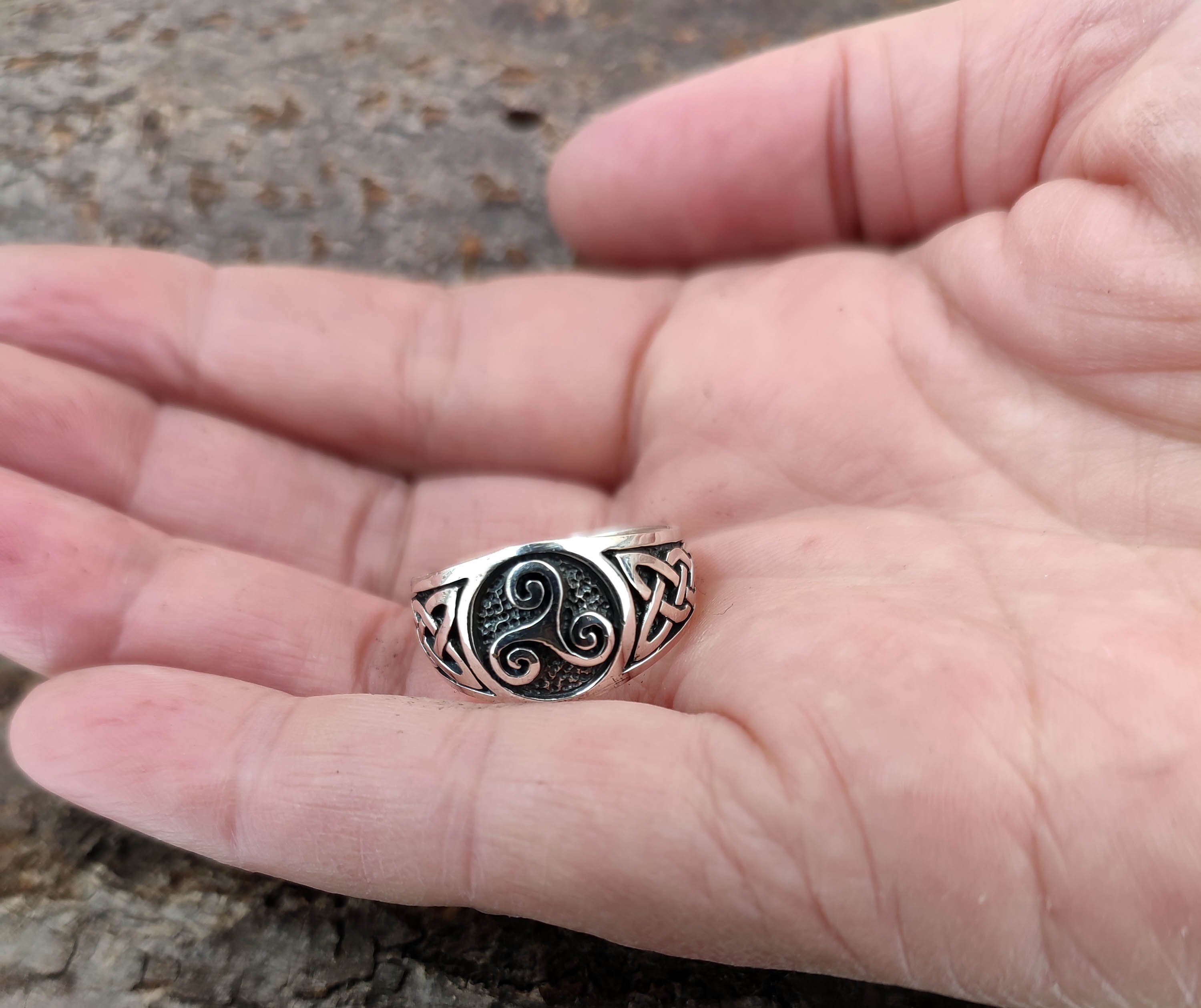 Kiss of Leather Silberring Ring Fingerring Triskele 925 Gr. 52-74 keltische Dreier Spirale