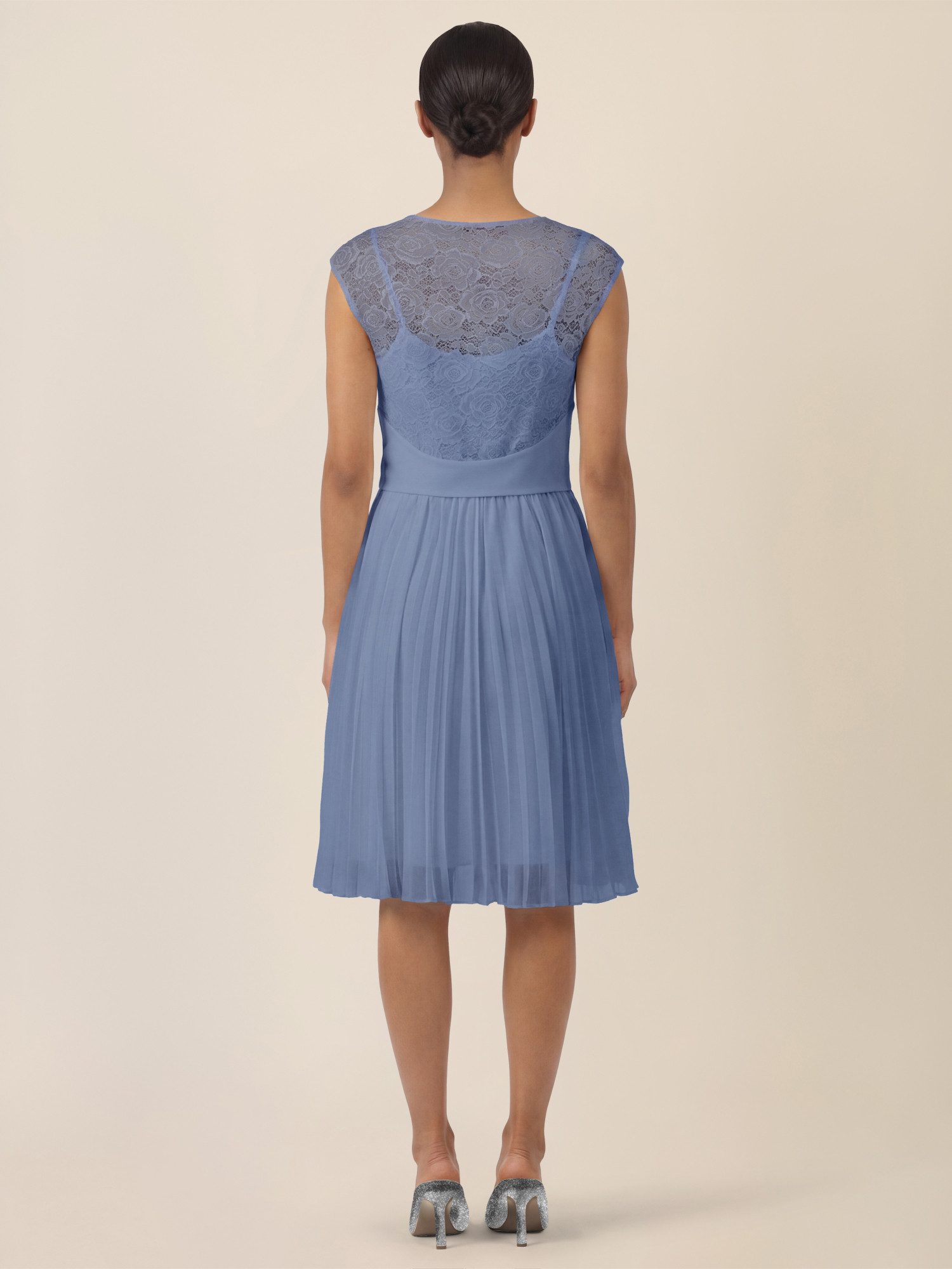 Apart Cocktailkleid mit Plisseerock