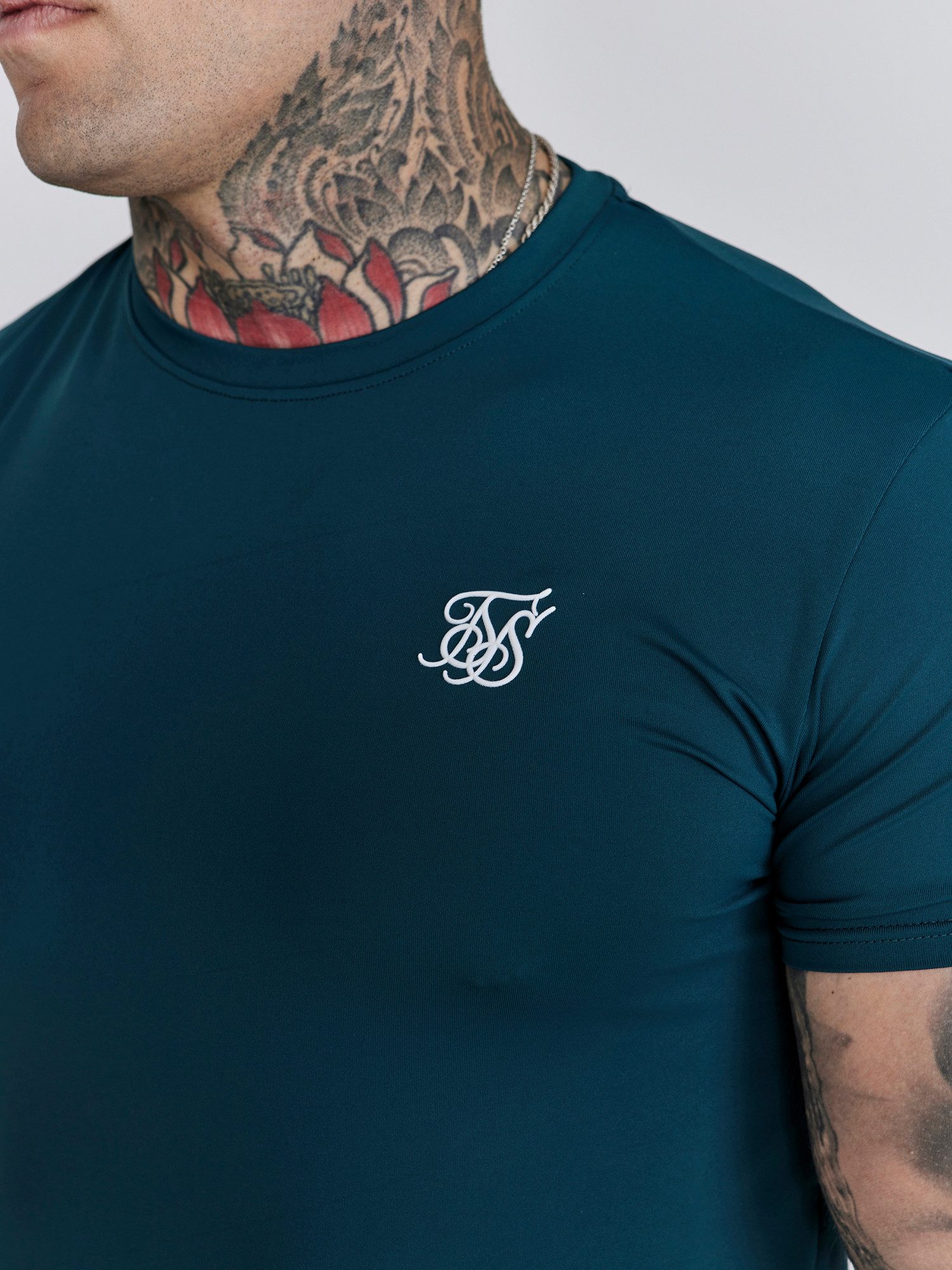 Siksilk T-Shirt SikSilk Herren Grünes Muscle Fit T-Shirt günstig online kaufen