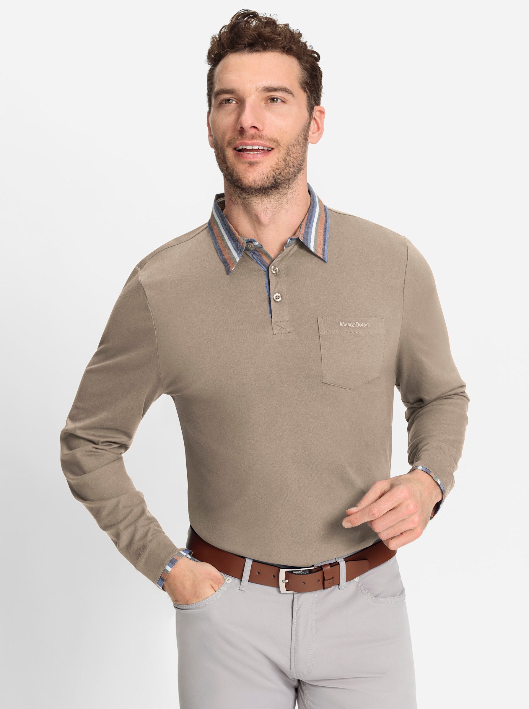 T-Shirt Langarmshirt .