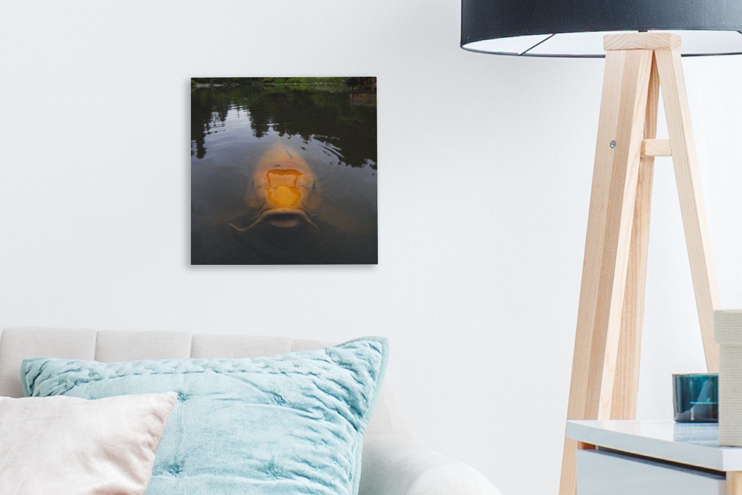 OneMillionCanvasses® Leinwandbild Ein Wasser, Schlafzimmer Wohnzimmer Bilder riesiger St), im Leinwand (1 Koi-Karpfen für