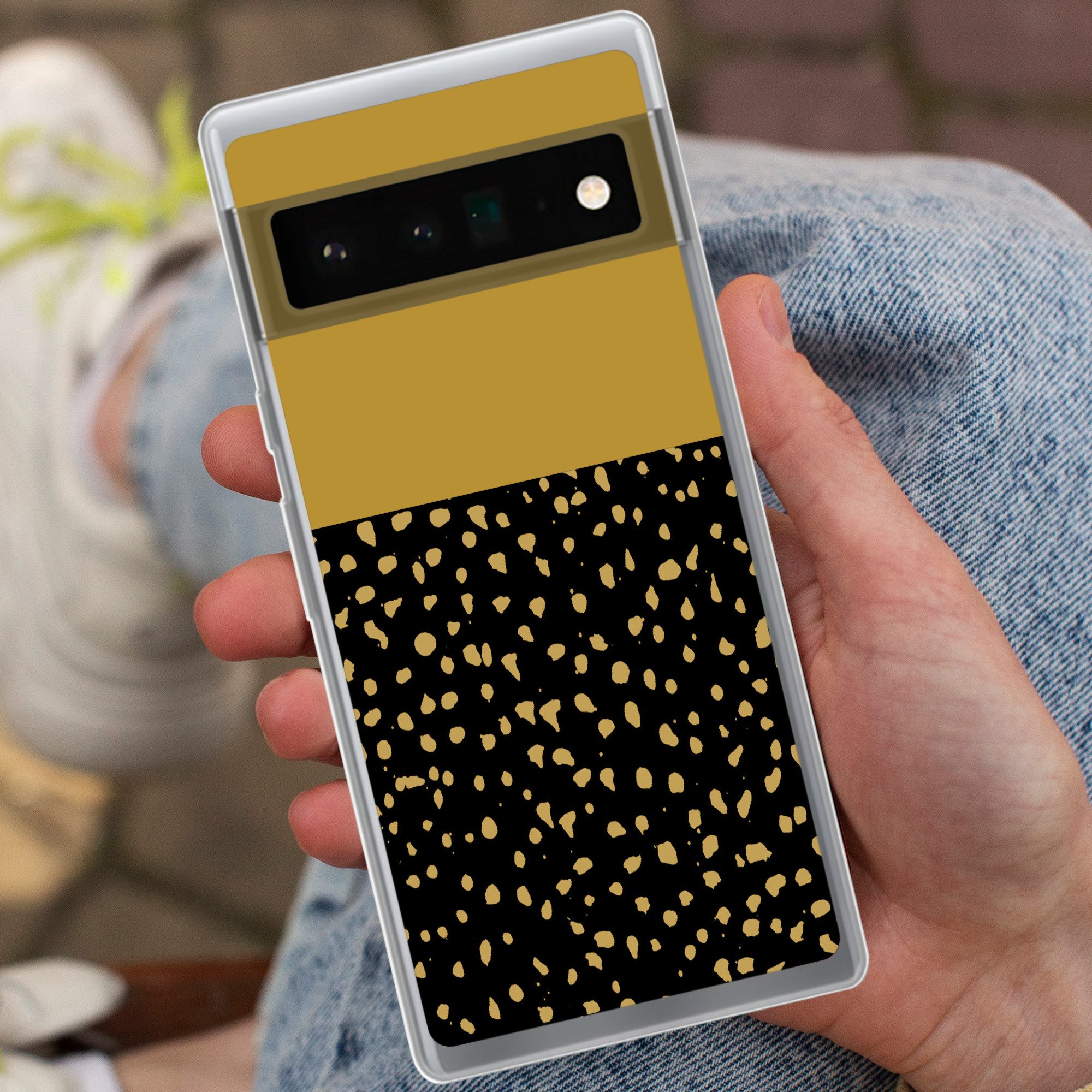 MuchoWow Handyhülle für Google Pixel 6 Pro Polka dots - Ockergelb - Schwarz, Handy Case, Silikon, Bumper Case Dünn