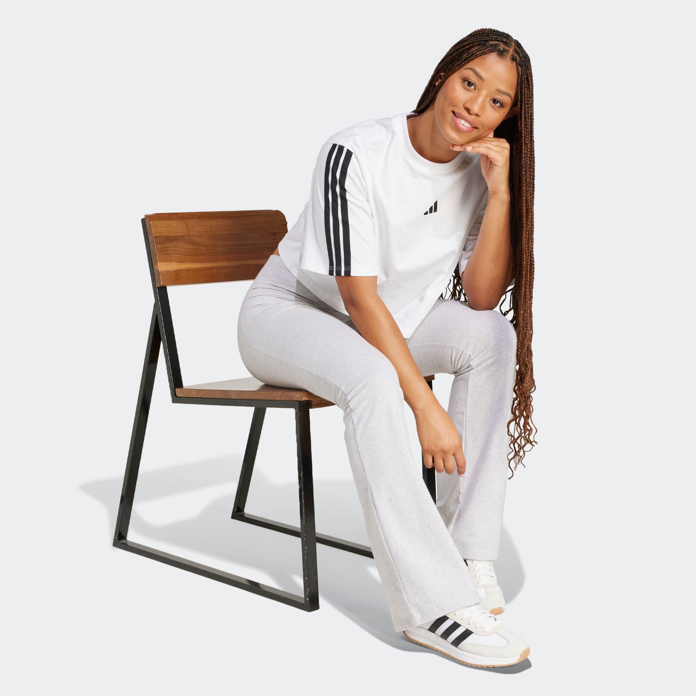 adidas Sportswear T-Shirt ESSENTIALS 3-STREIFEN COTTON LOOSE mit Rundhalsausschnitt, bauchfreie Schnittform, ohne Verschluss