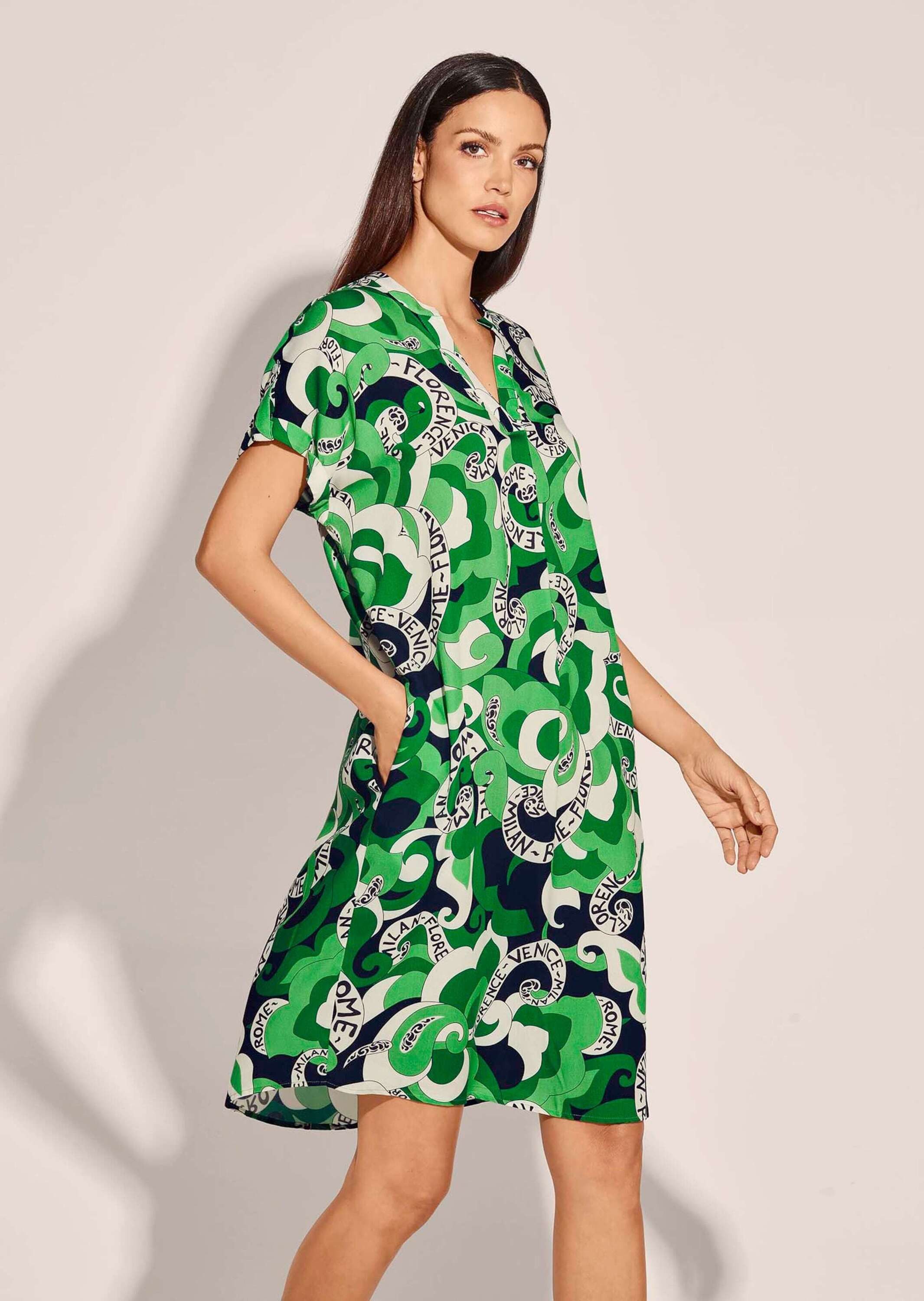 MADELEINE Midikleid Lässiges Tunikakleid mit Statement-Print günstig online kaufen
