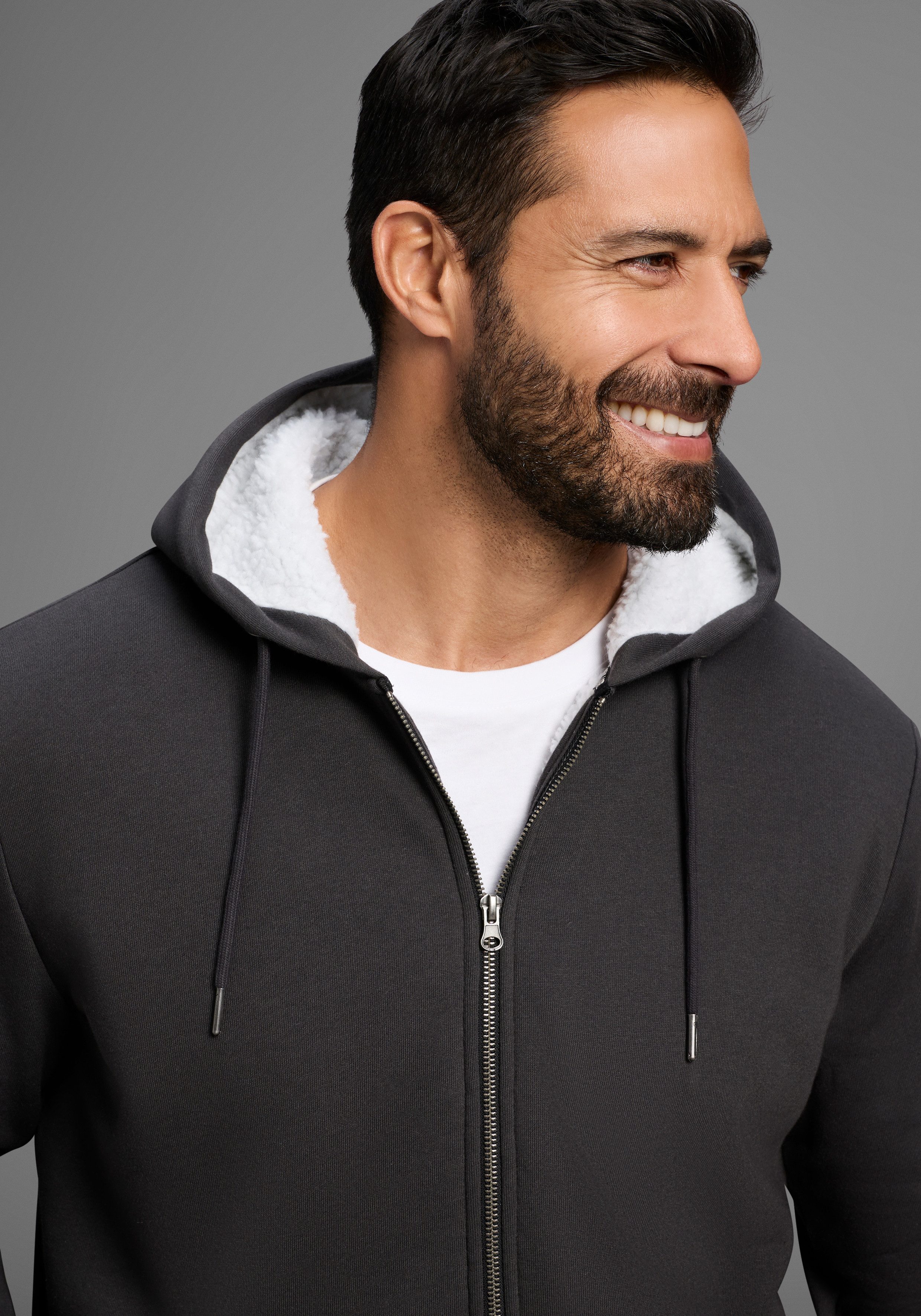 H.I.S Sweatjacke mit Teddyfutter - NEUE KOLLEKTION. € 38,99, (€ 38,99 pro 1 Stk).