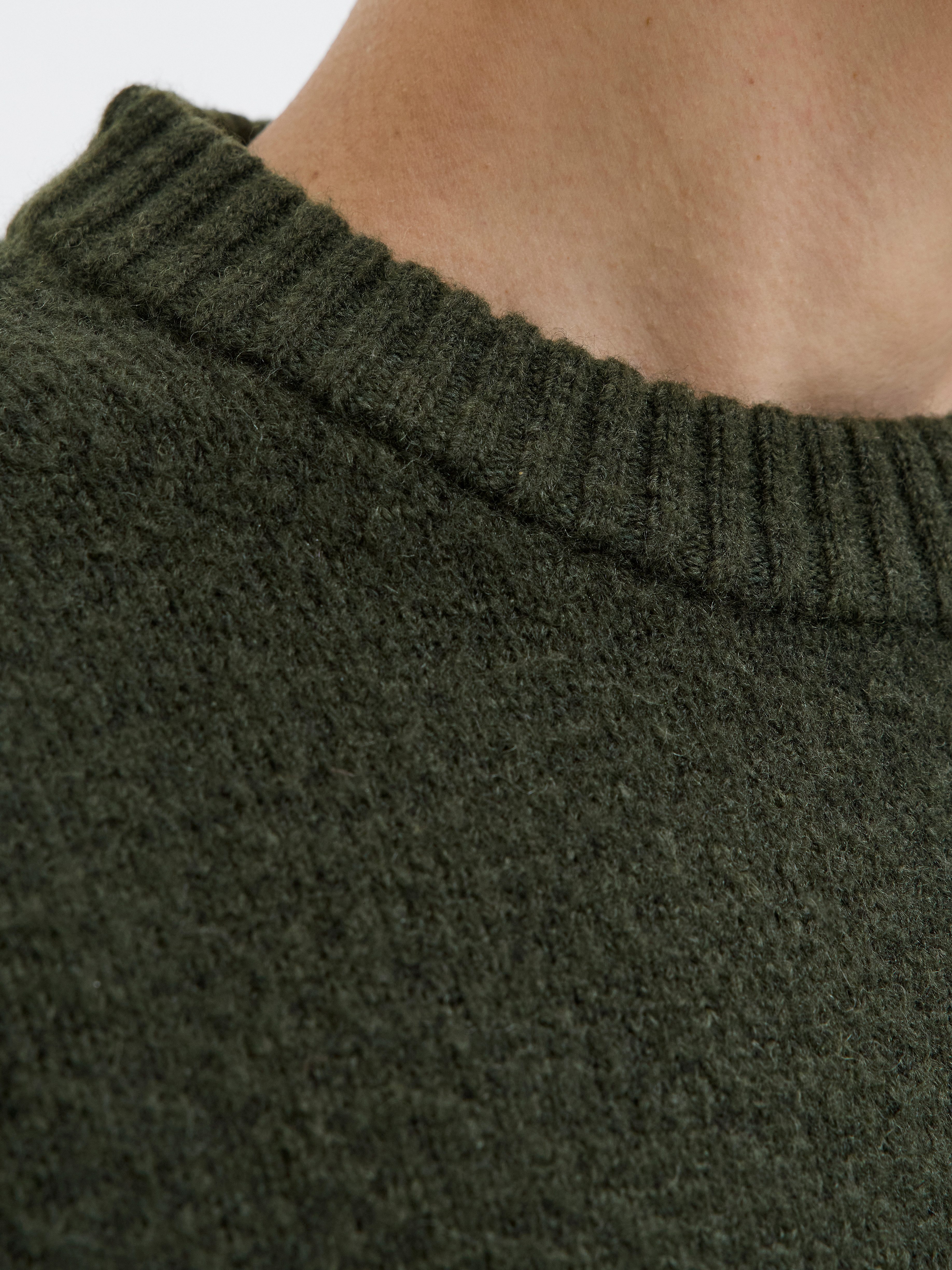 Jack & Jones Strickpullover JJESOHO OLLIE KNIT CREW NECK SN Materialmix, relaxed fit