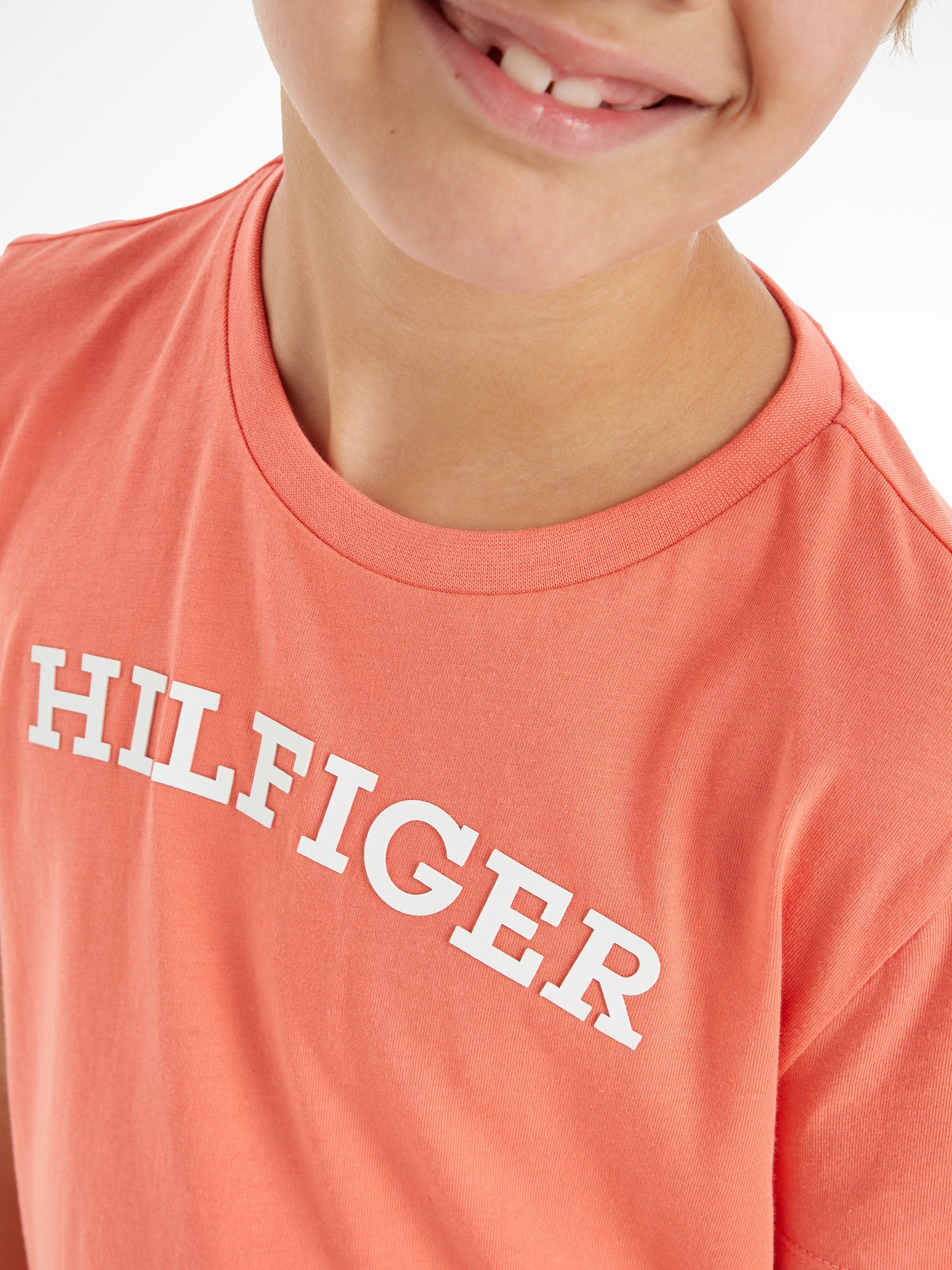 Tommy Hilfiger MONOTYPE TEE S/S Hilfiger-Logoschriftzug modischem koralle T-Shirt auf der mit Brust