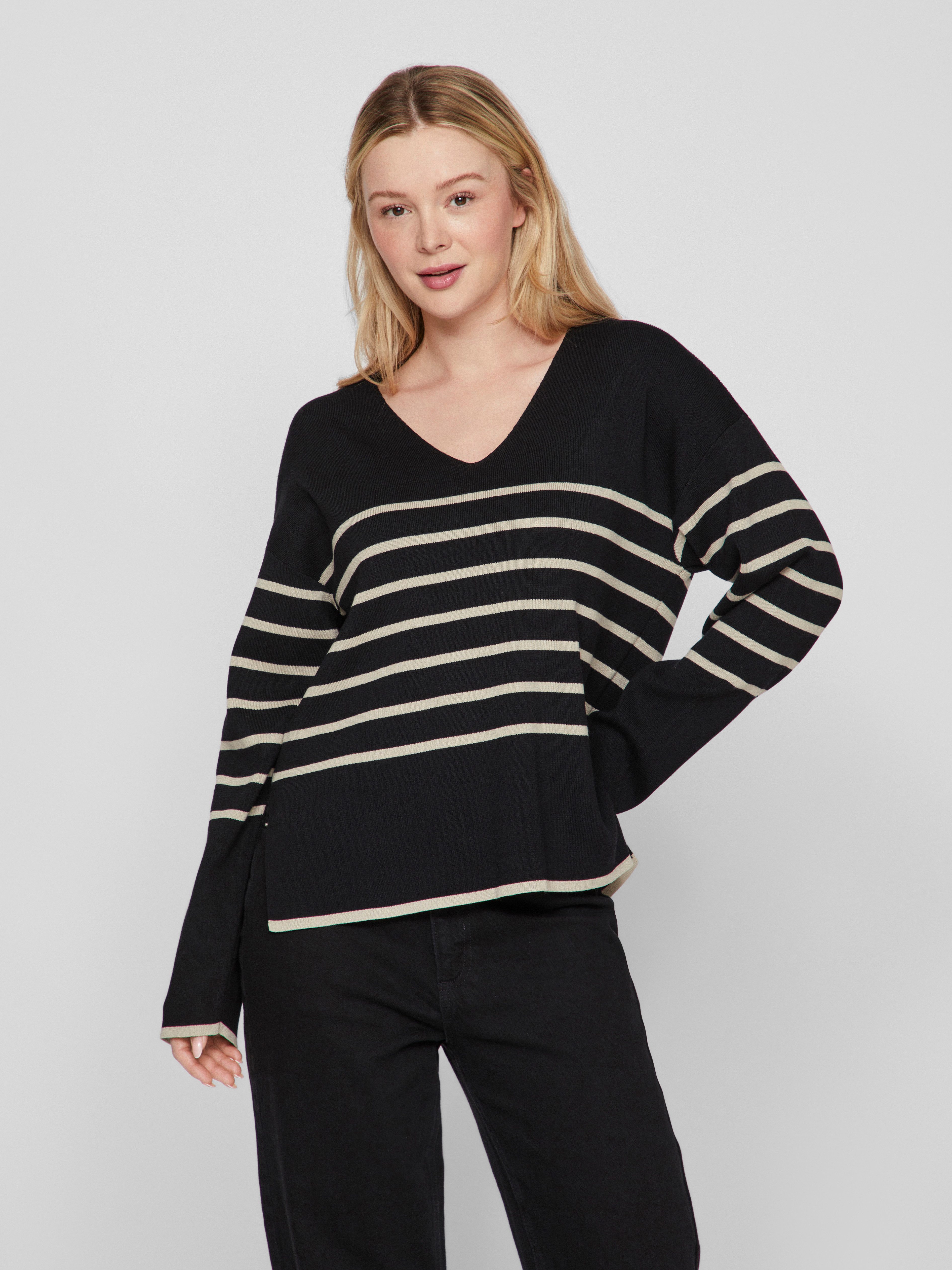 Vila V-Ausschnitt-Pullover VIOSTRIA V-NECK L/S REV günstig online kaufen