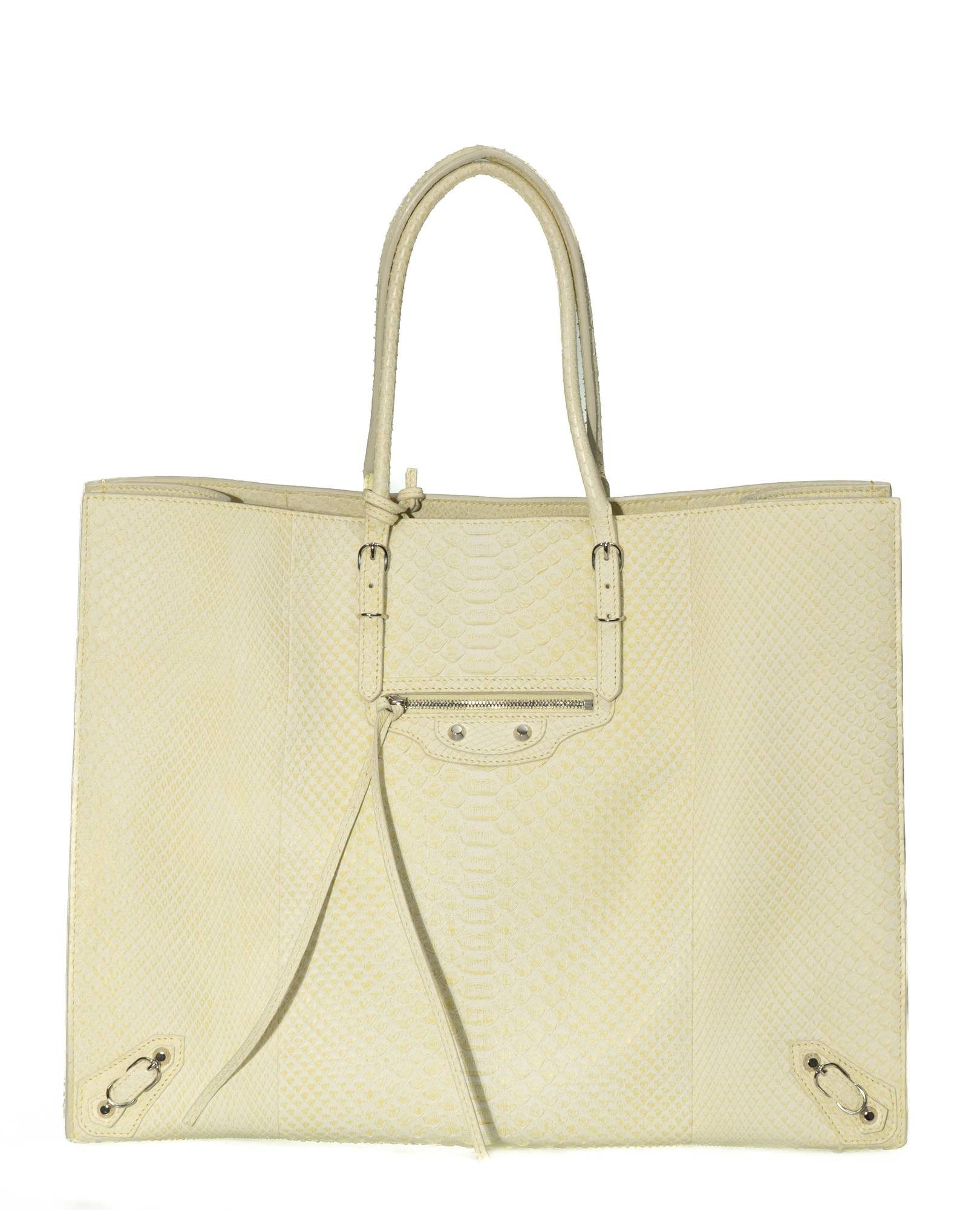 Handtasche