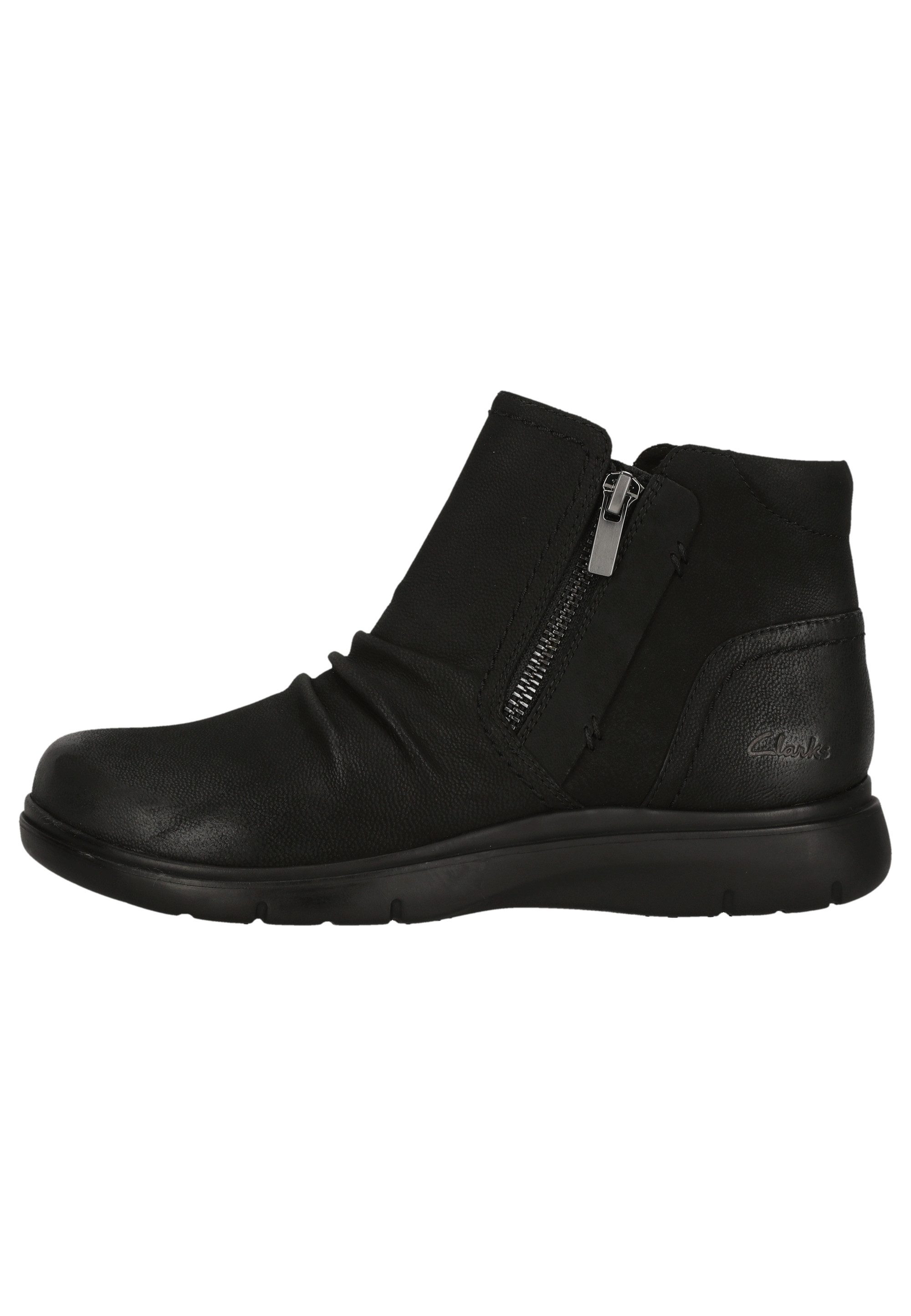 Clarks Certina Ruby Stiefelette aus hochwertig verarbeiteten Materialien