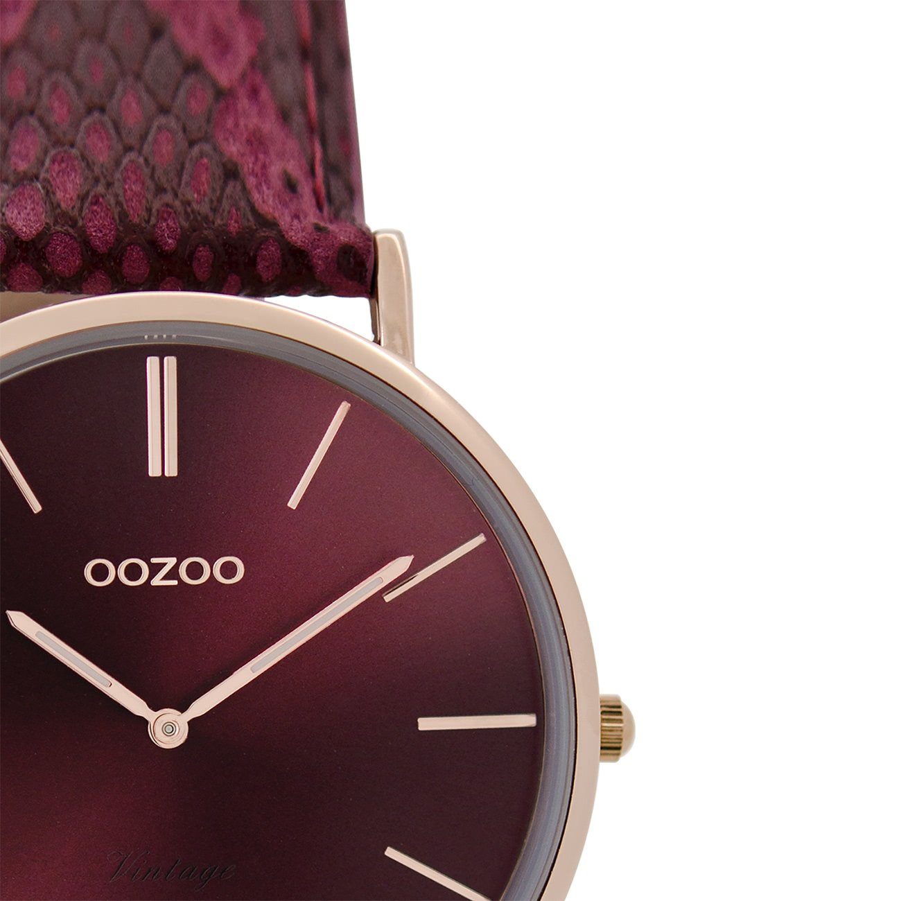 Vintage, Damen Oozoo Quarzuhr Fashion 32mm), rot, (ca. (Analoguhr), Damenuhr OOZOO OOZOO mittel Armbanduhr Lederarmband rund,