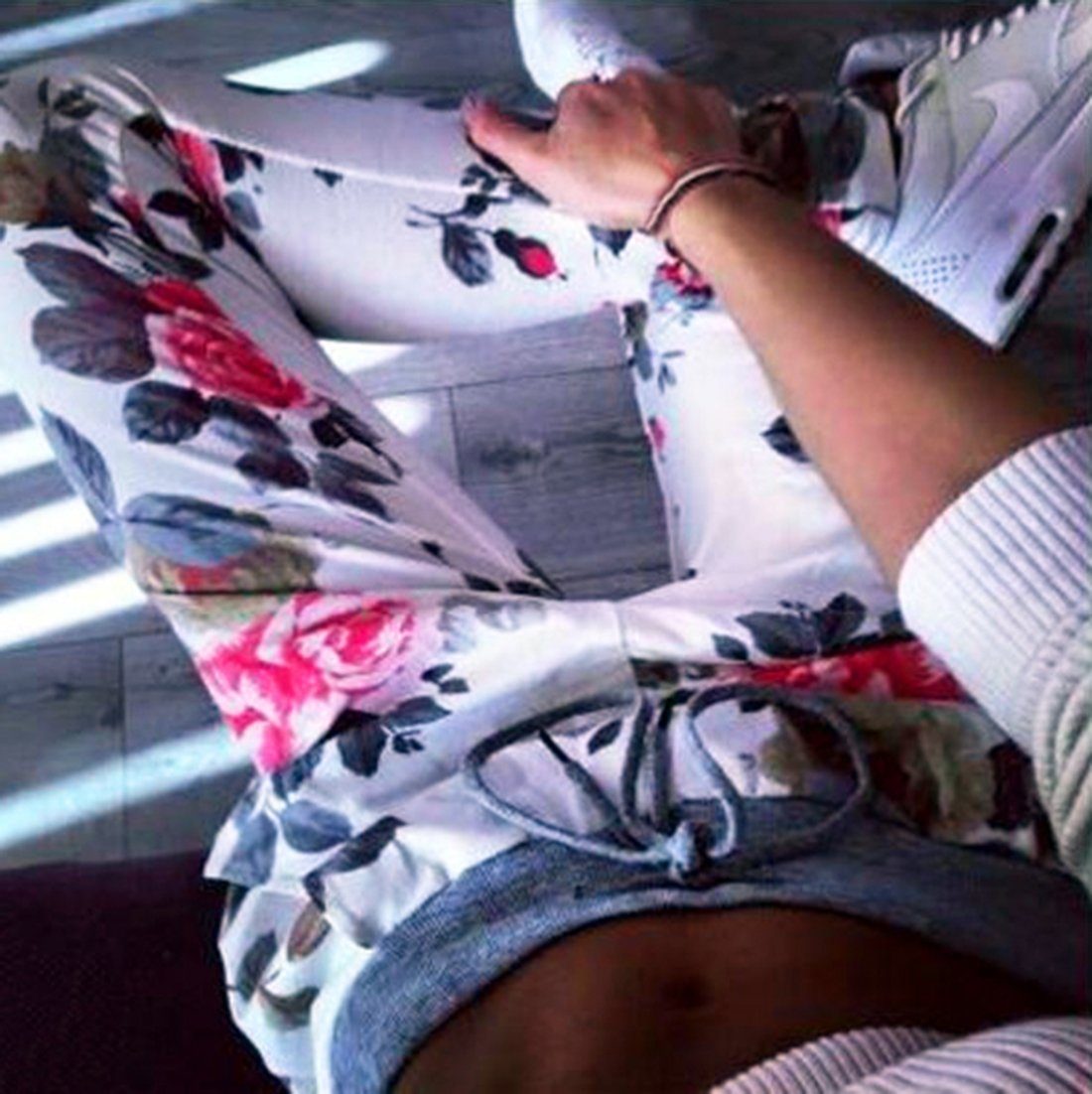 RMK Jogginghose Damen Sporthose Freizeithose Rosen Blumen Hose mit Bündchen günstig online kaufen