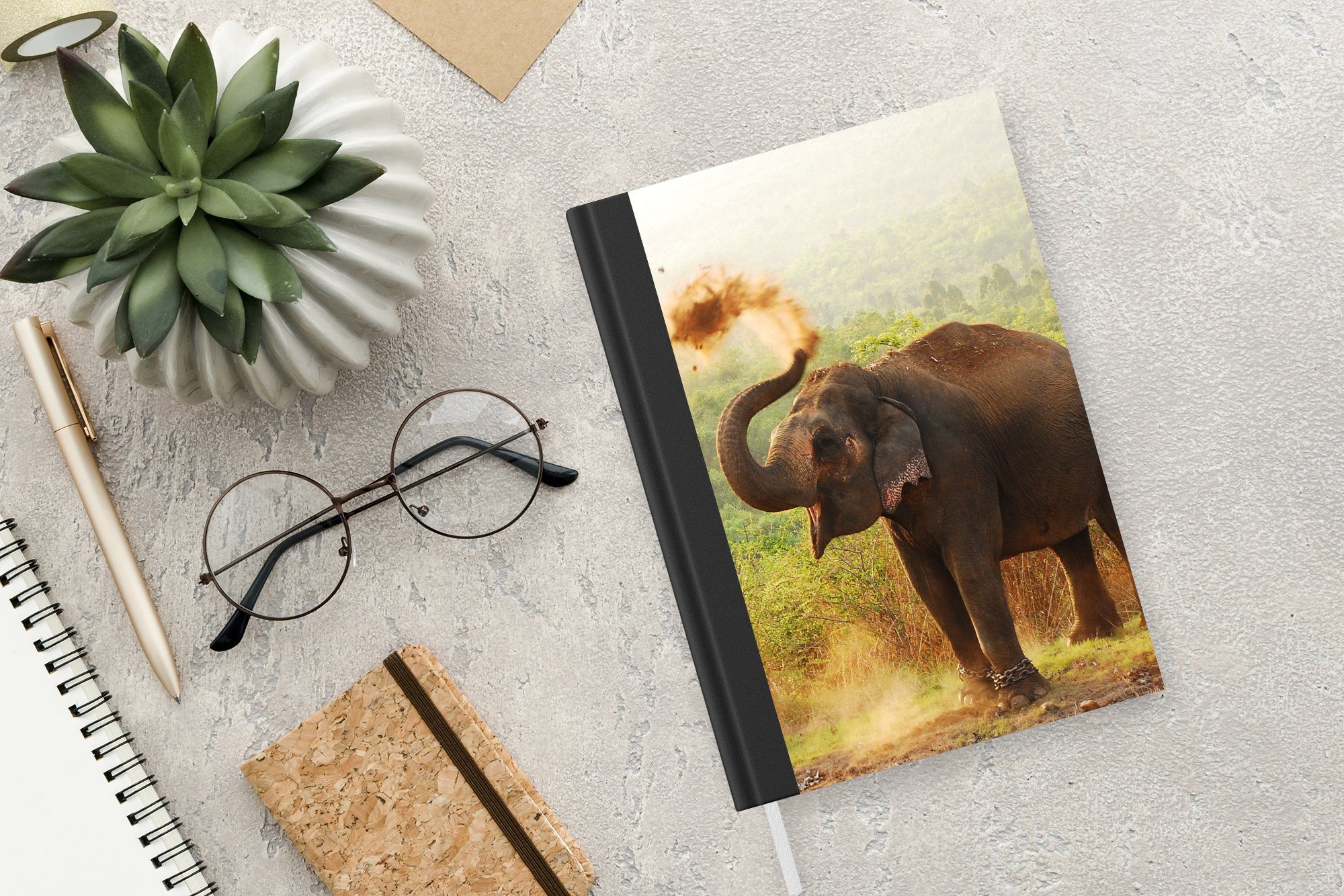 Haushaltsbuch Tagebuch, A5, Journal, - - Notizbuch MuchoWow Wald Elefant Tiere Bäume, Merkzettel, Notizheft, - 98 Seiten,