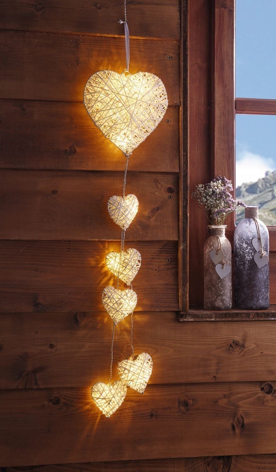 Home-trends24.de Dekohänger Herz LED Hänger Weiß Wanddeko Fensterdeko Herze günstig online kaufen