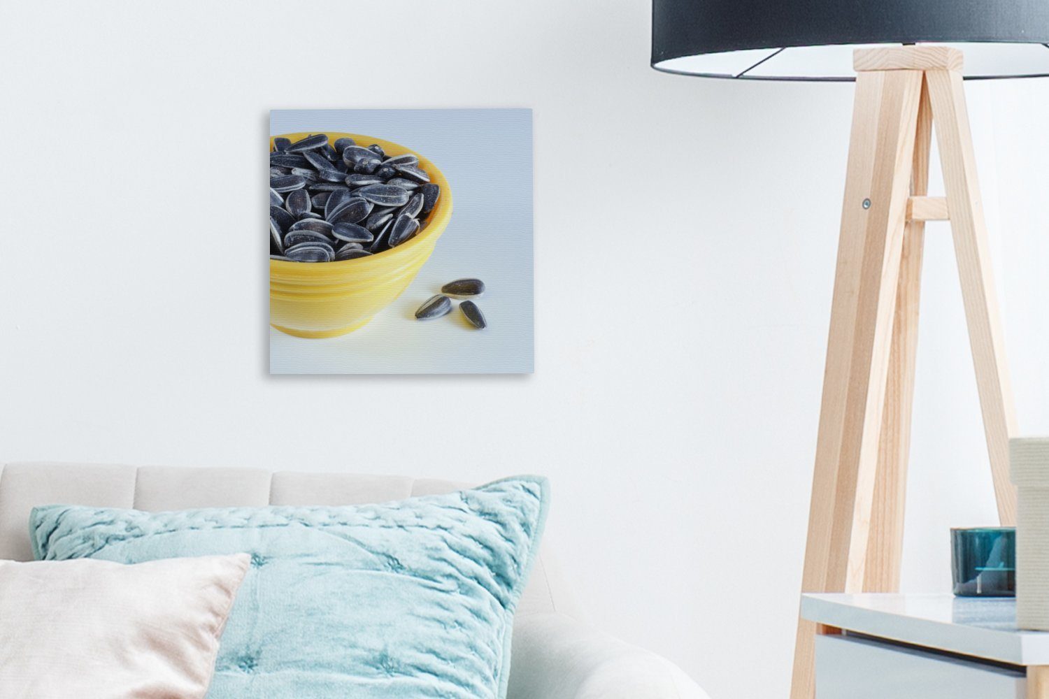 Wohnzimmer für einer ein mit St), Sonnenblumenkerne OneMillionCanvasses® Leinwand Leinwandbild in paar, Schale Bilder Schlafzimmer (1 gelben