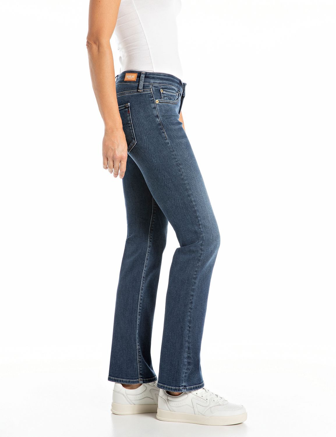 Replay Bootcut-Jeans NEW LUZ mit gesticktem R an der Gesäßtasche