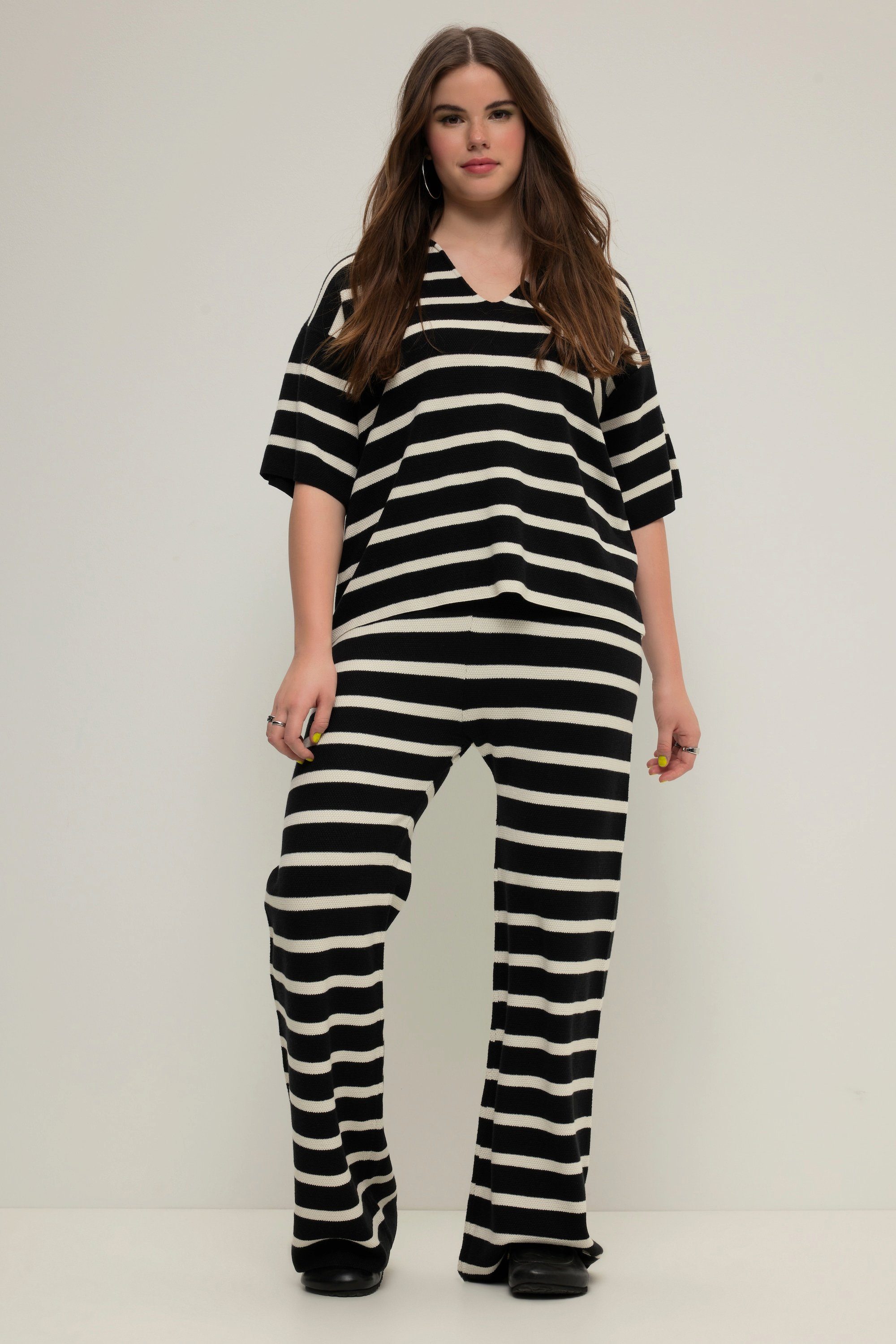 Studio Untold Schlupfhose Strickhose Straight Legs günstig online kaufen
