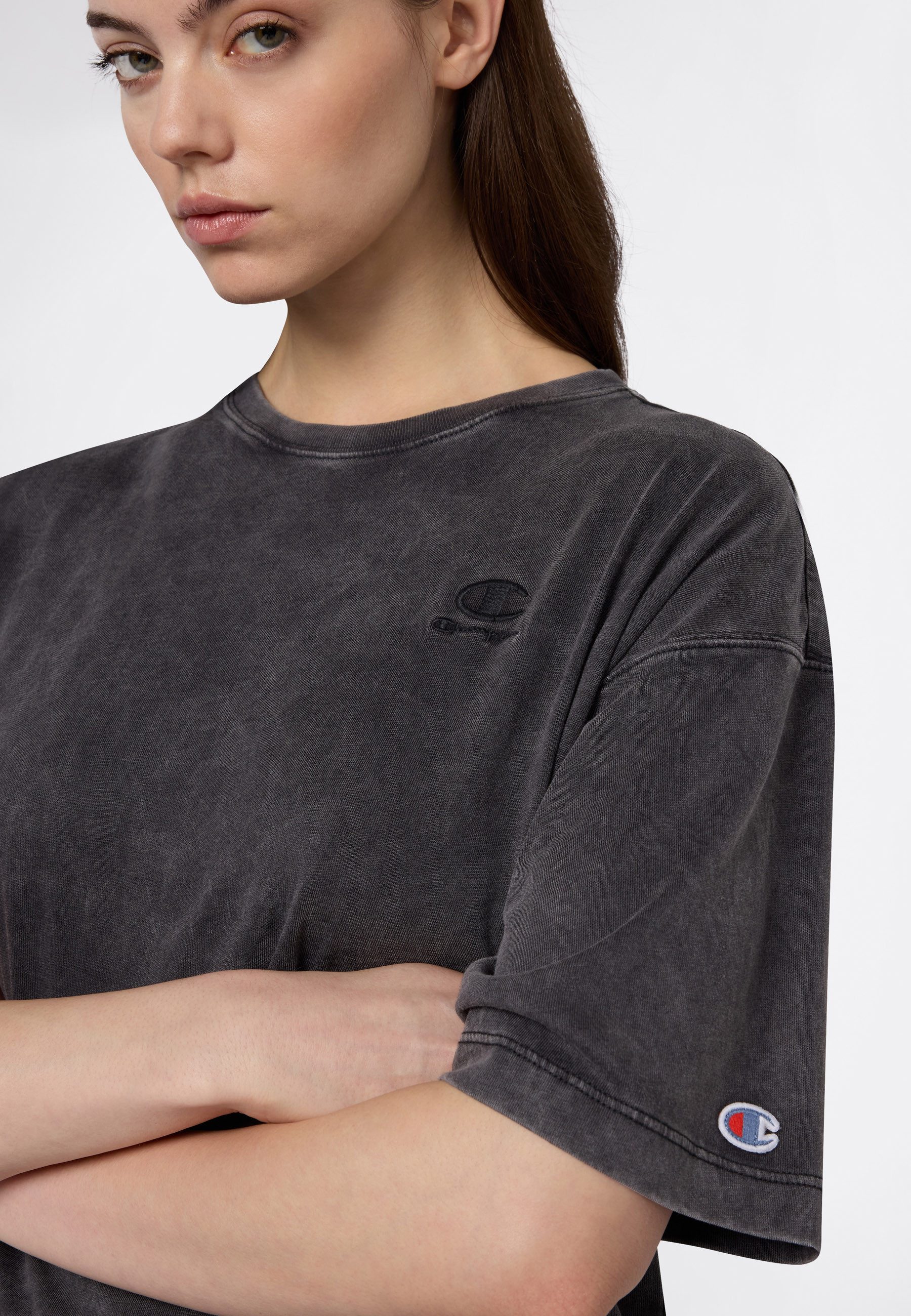 Champion T-Shirt ICONS WASH Oversize T-Shirt Kurzarm, für sportliche Aktivitäten und Freizeit, Rundhalsausschnitt