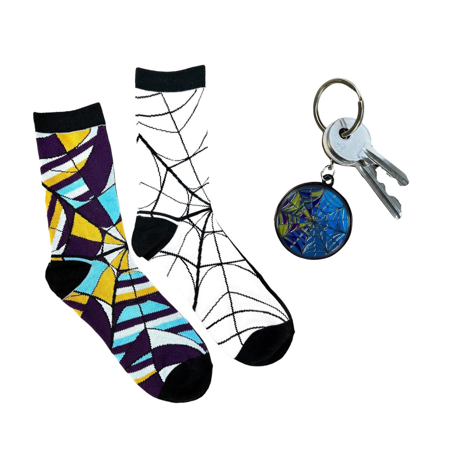 Mad Monkey Freizeitsocken Wednesday Addams Socken und Schlüsselanhänger Geschenkset