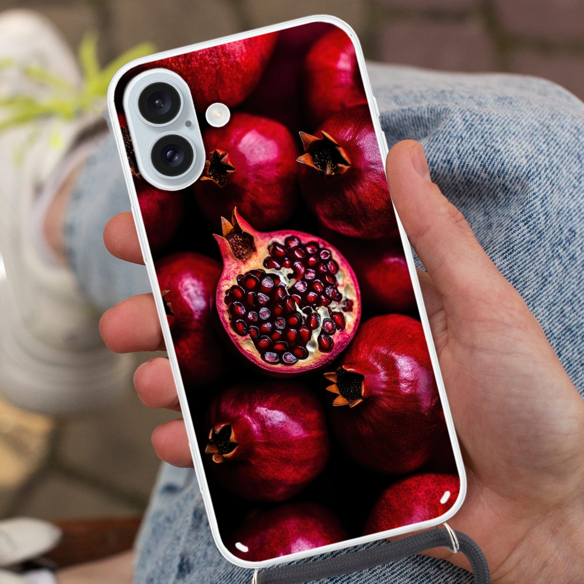 MuchoWow Handyhülle für Apple iPhone 16 Plus Granatapfel - Rot - Obst, Tragbare Handyhüllen mit Kette zum umhängen, Handykette Handyband