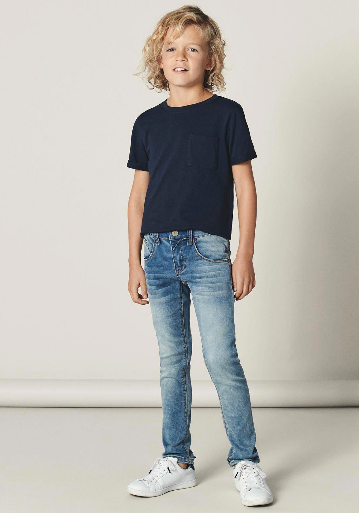 Name It Stretch-Jeans NKMTHEO DNMTHAYER COR1 SWE PANT, Lässige 5-Pocket-  Form mit schmalem Bein