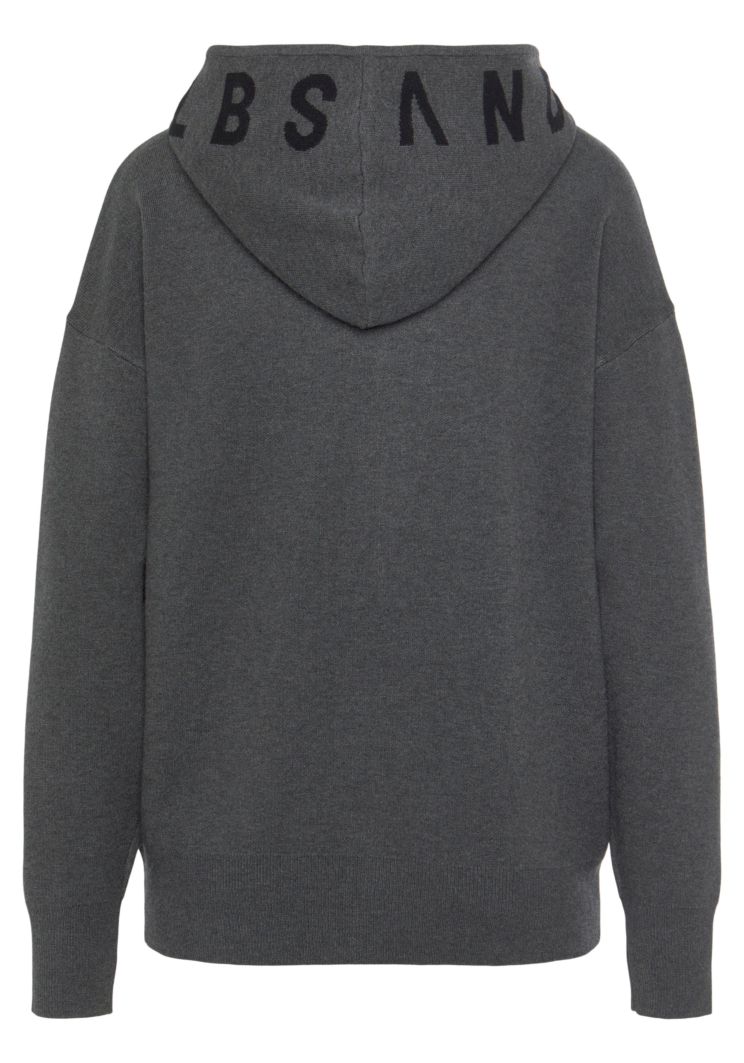 Elbsand Strickjacke aus hochwertigen Strick und eingestricktem Logo, Loungewear – Bild 4 von 5