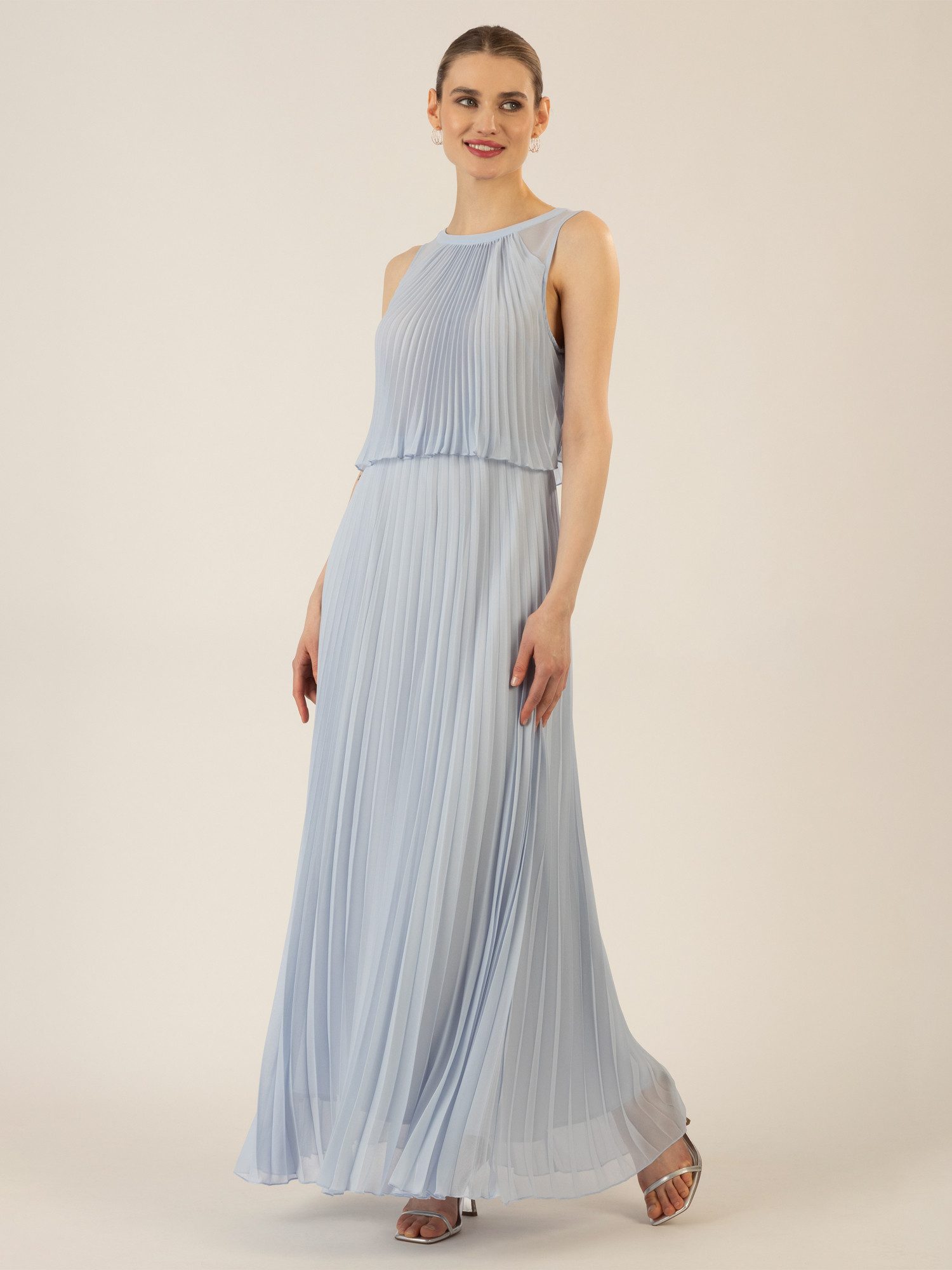 Apart Abendkleid mit lose fallendem Sonnenplissee günstig online kaufen
