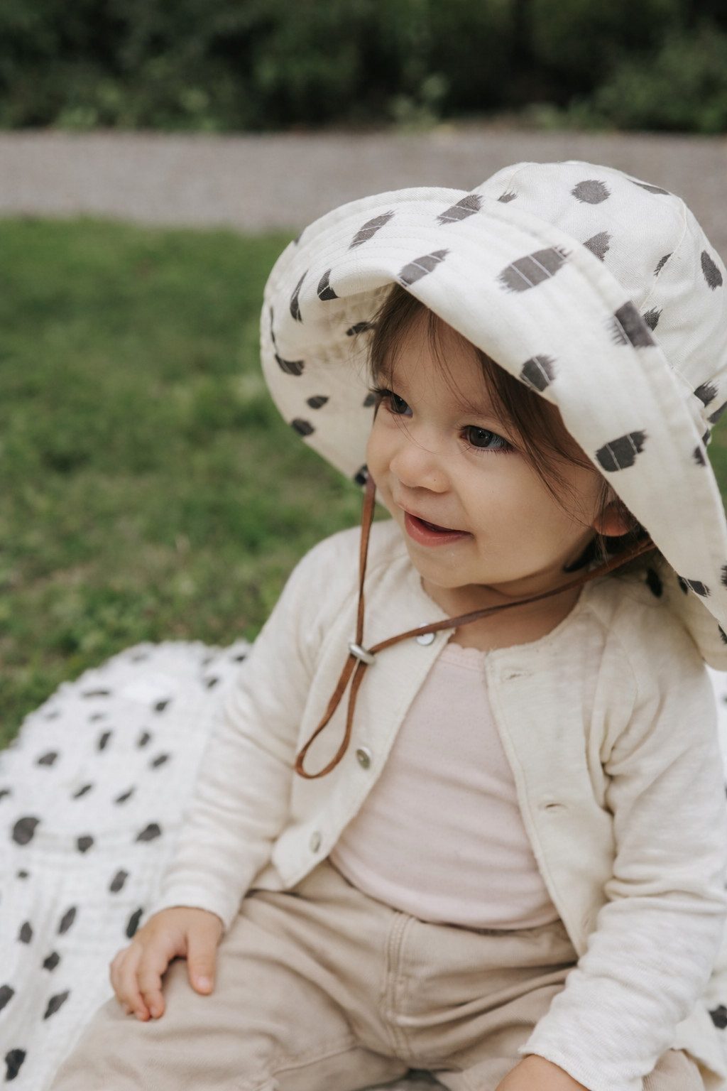 Elodie Sonnenhut Elodie Sonnenhut - Dalmatian Dots Grande 2-3y - OEKO-TEX (1-St)