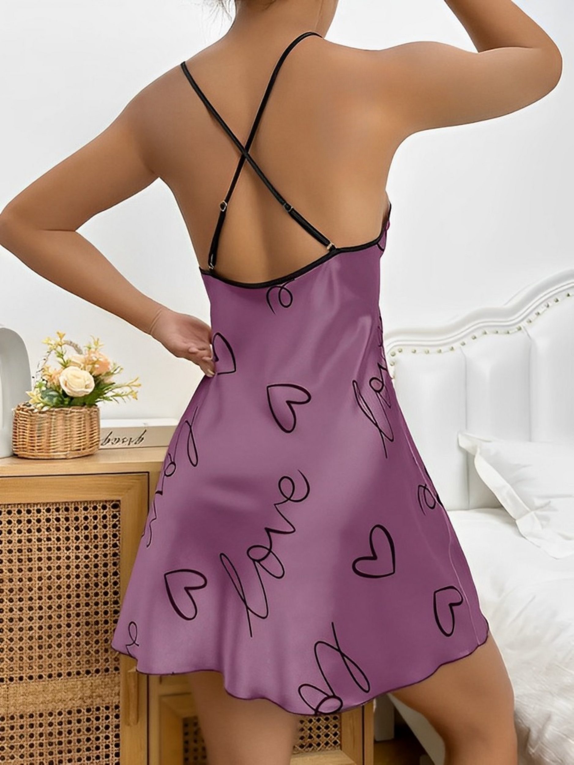 Elegant Love Nachthemd Sexy Negligee für Damen, Nachtwäsche aus Satin (1-tlg) Rückenfreie Loungewear mit Herz- und Buchstabendruck