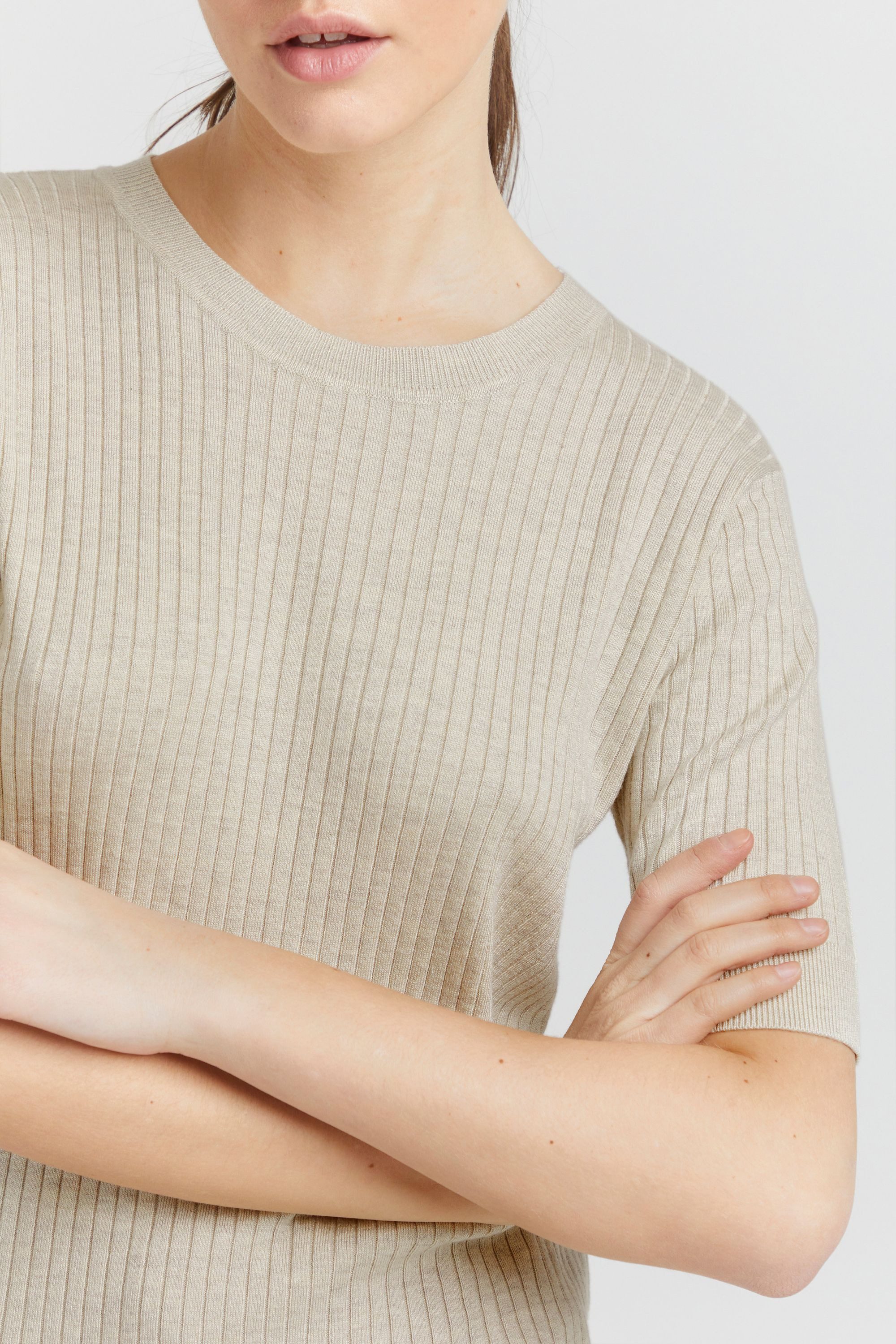 OXMO Kurzarmpullover OXRiona Modisches Oberteil