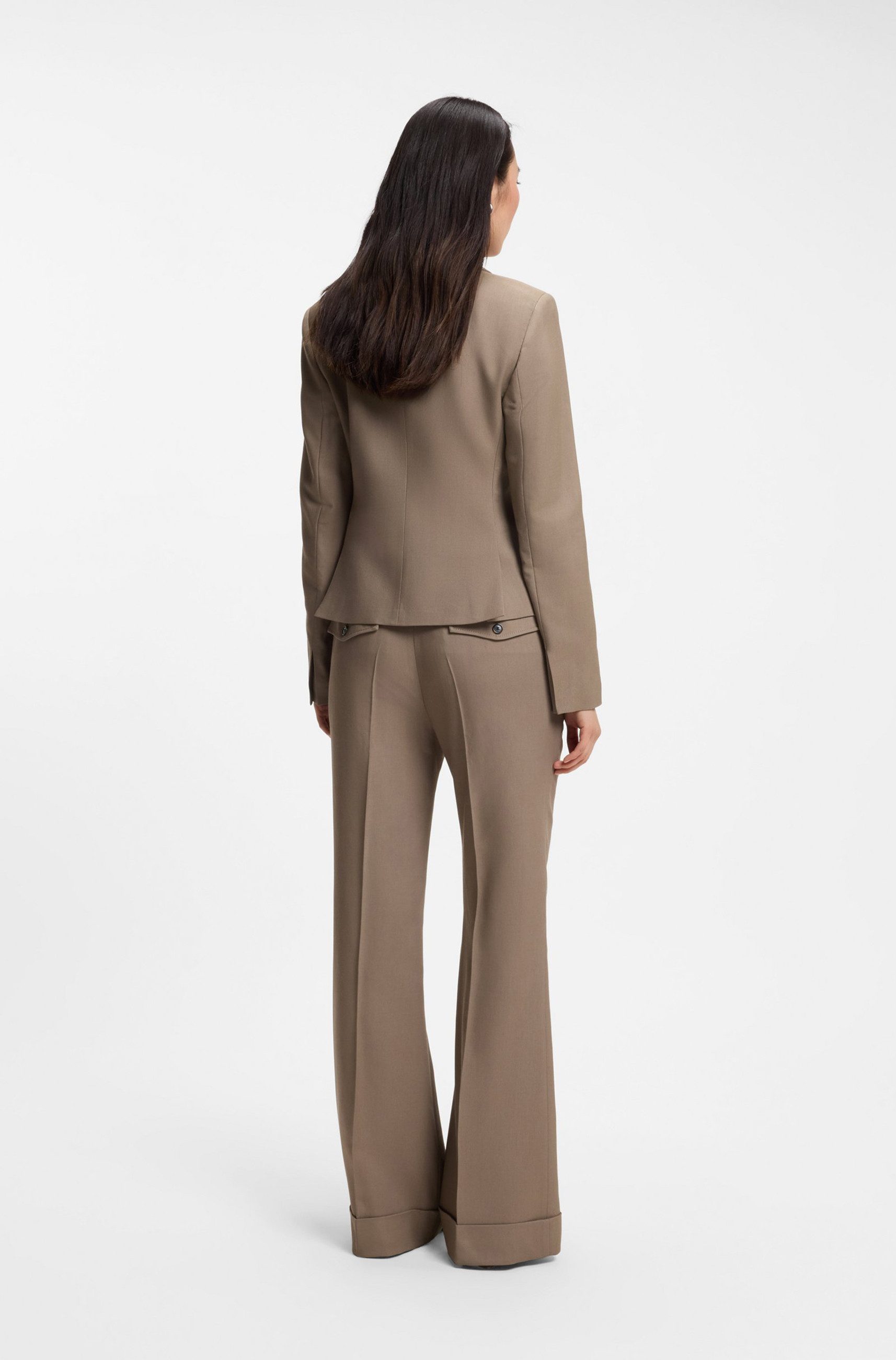 BOSS Jackenblazer Jia aus elastischer Gabardine (1-tlg)