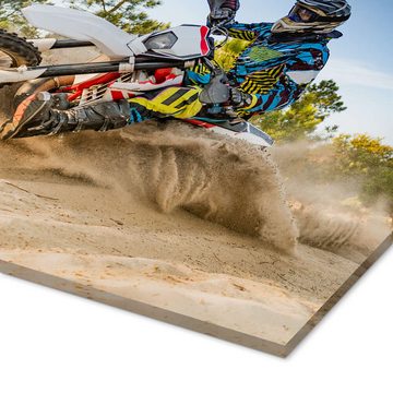 Posterlounge Acrylglasbild Editors Choice, Enduro-Fahrer auf Sand, Jugendzimmer Fotografie