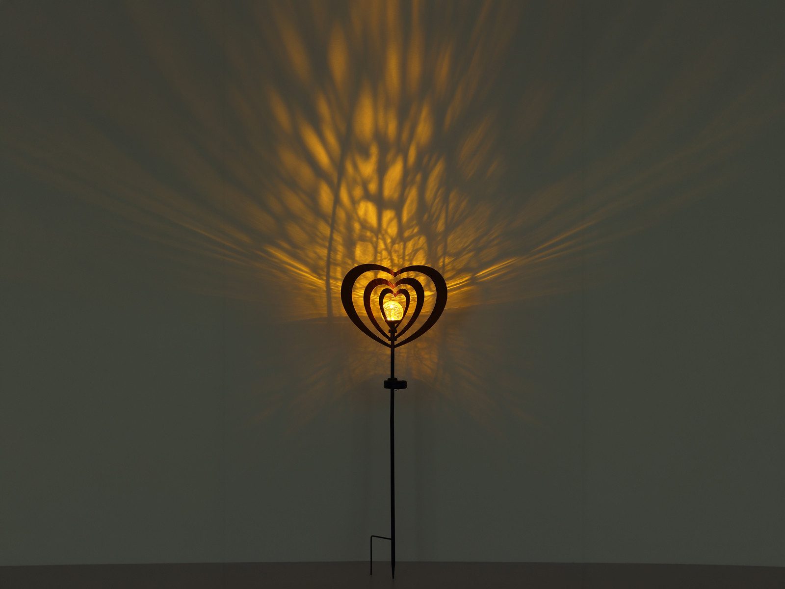 GLOBO LIGHTING LED Solarleuchte 2er Set Gartenstecker Herzen, Höhe 82cm, LED fest integriert, warmweiß, Garten-leuchten mit Erdspieß ausgefallene Solarbeleuchtung Rostoptik