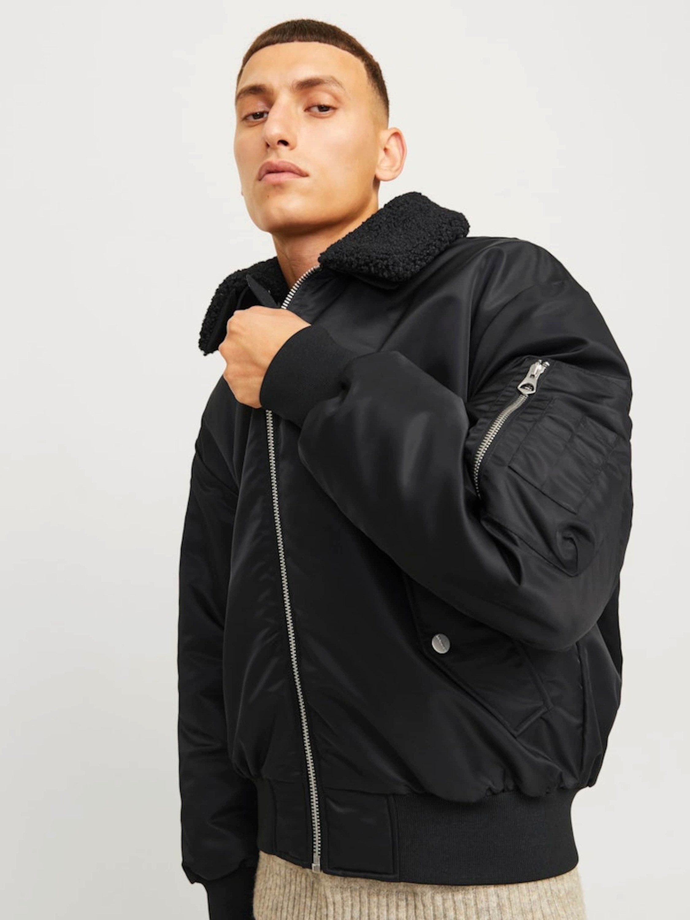 Jack Jones Bomberjacke JORQUEENS (1-St), Überschnittene Schulter