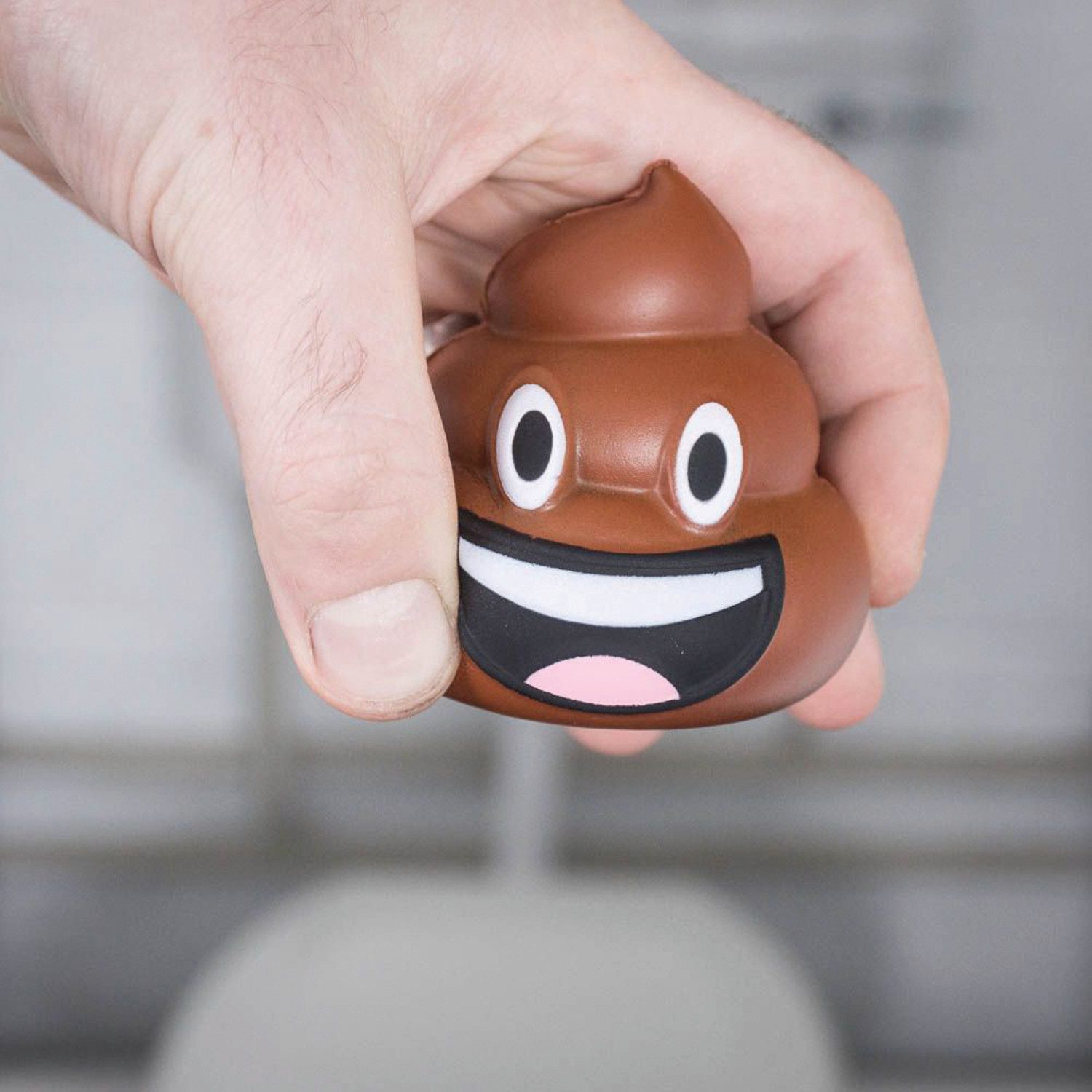 The Source Spielball Kackhaufen Stressball