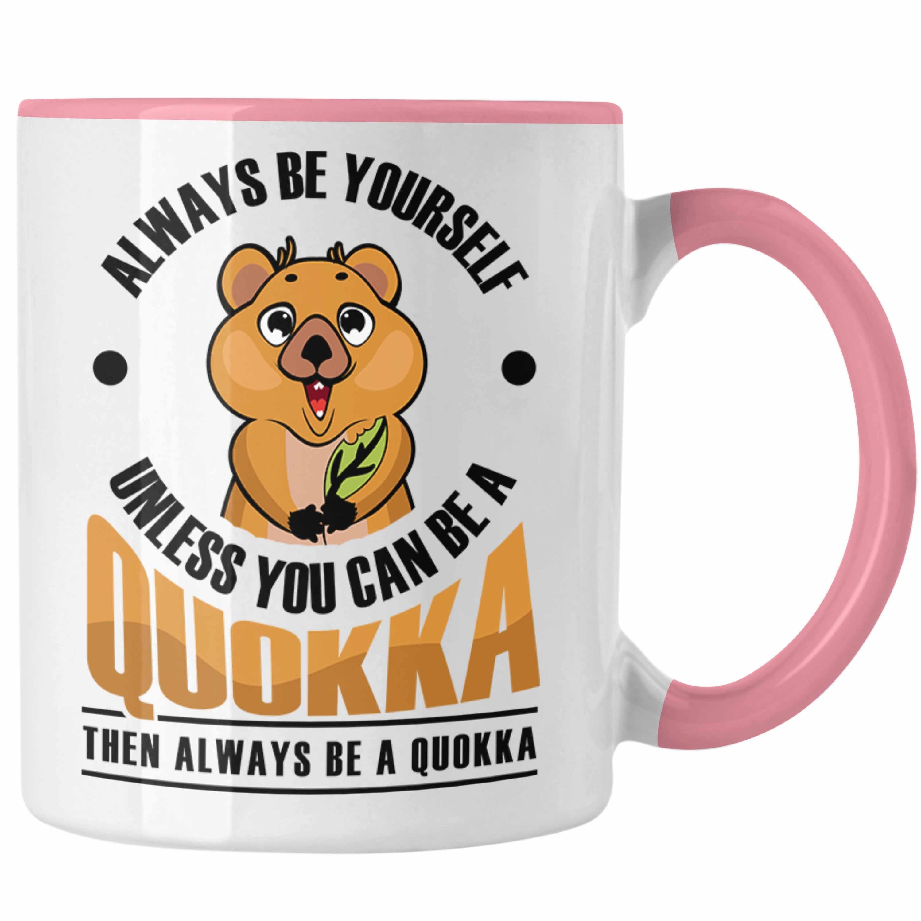Trendation Tasse Lustige Tasse Quokka-Motiv Geschenk für Quokka Liebhaber Rosa