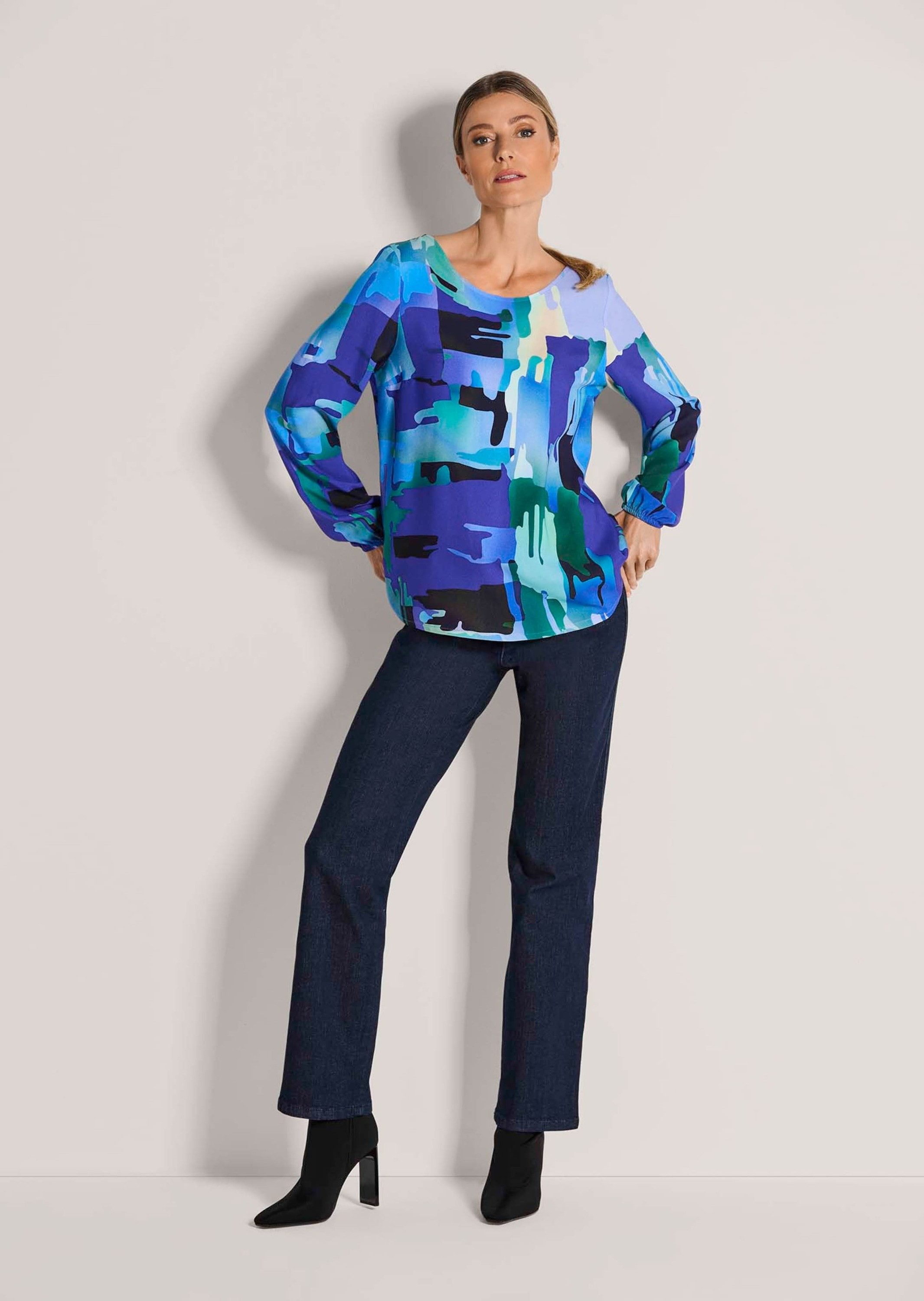 MADELEINE Schlupfbluse Stilvolle Viskosebluse mit Grafik-Print Freizeitblus günstig online kaufen