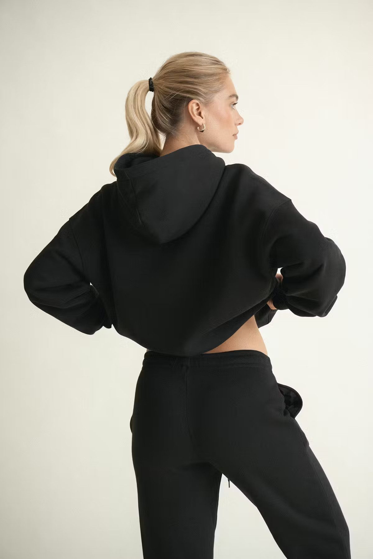 Gina Tricot Sweatshirt Iconic hoodie