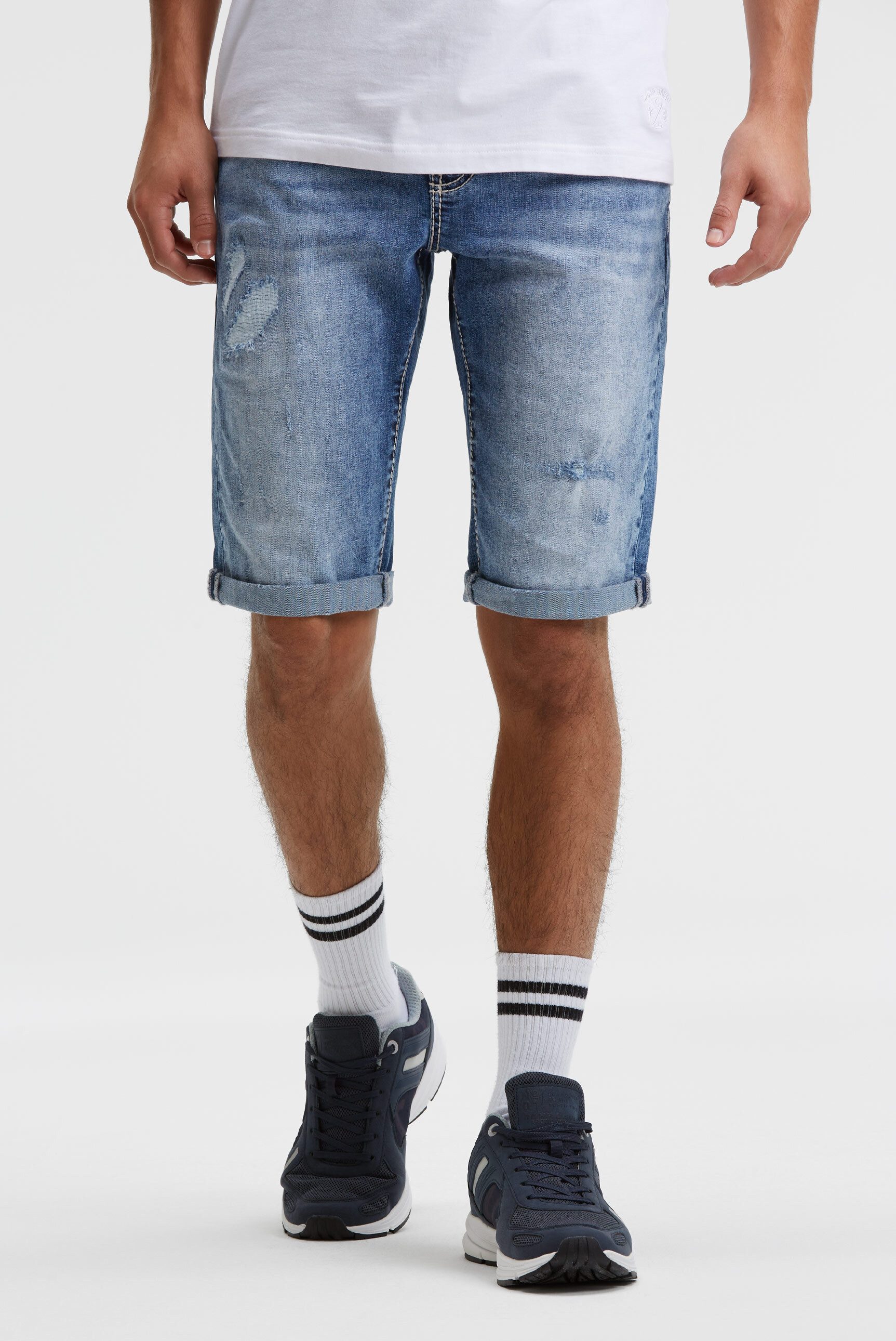 CAMP DAVID Jeansshorts mit breiten Nähten