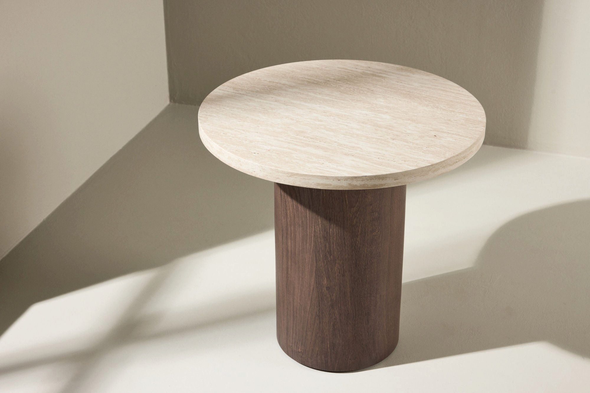 Venture Home Couchtisch