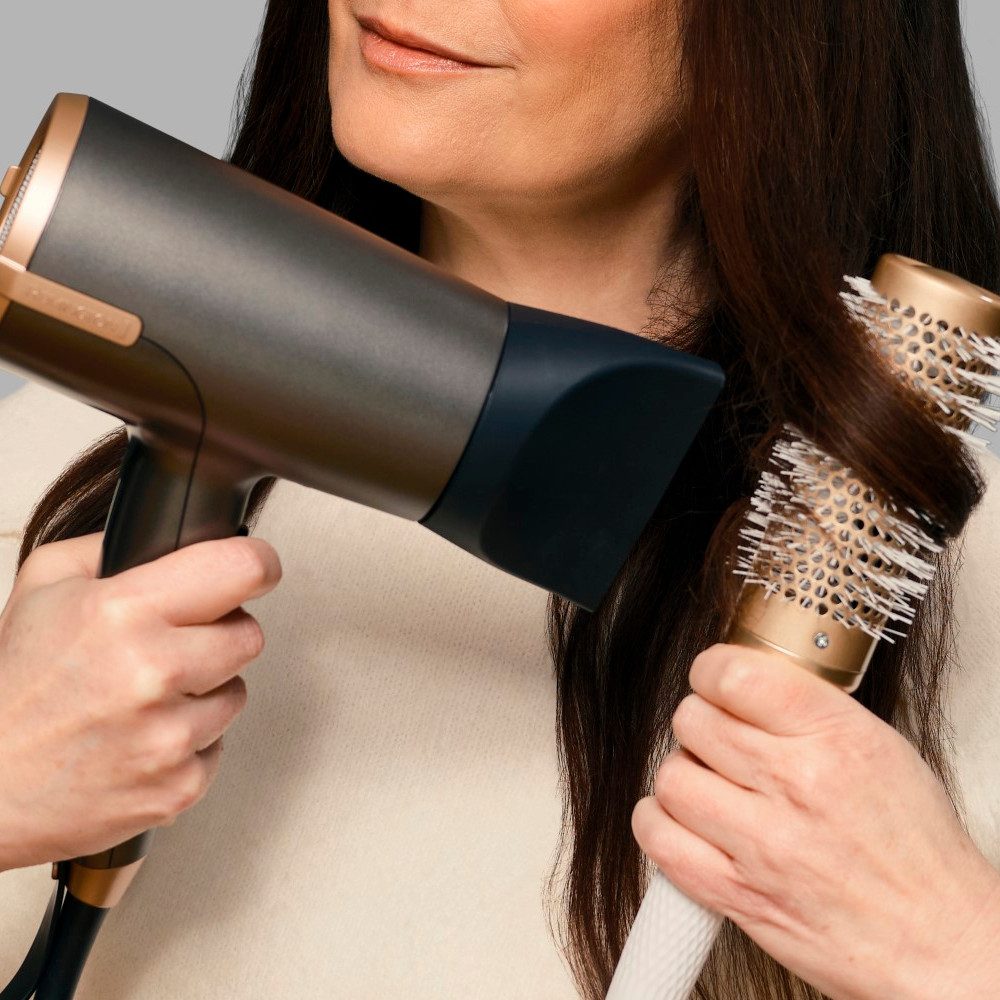 Remington Haartrockner D6077 ONE Dry & Style Hairdryer, 2000 W, 120 km/h Luftstrom, 4 Aufsätze, 8 Heiz-& Geschwindigkeitskombinationen