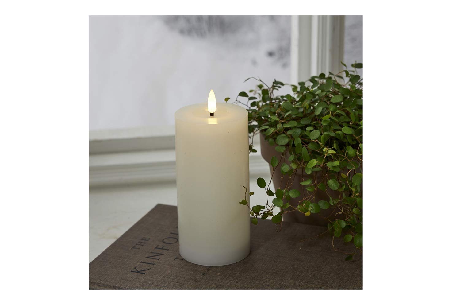 STAR TRADING LED-Kerze Flamme Flow (1-tlg), weiß 7x5x17,5cm Wachsspiegel 6/18h Timer